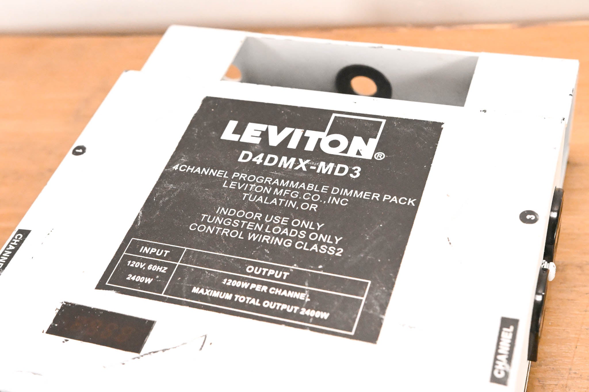 Leviton D4DMX-MD3 4-Channel Programmable Dimmer Pack