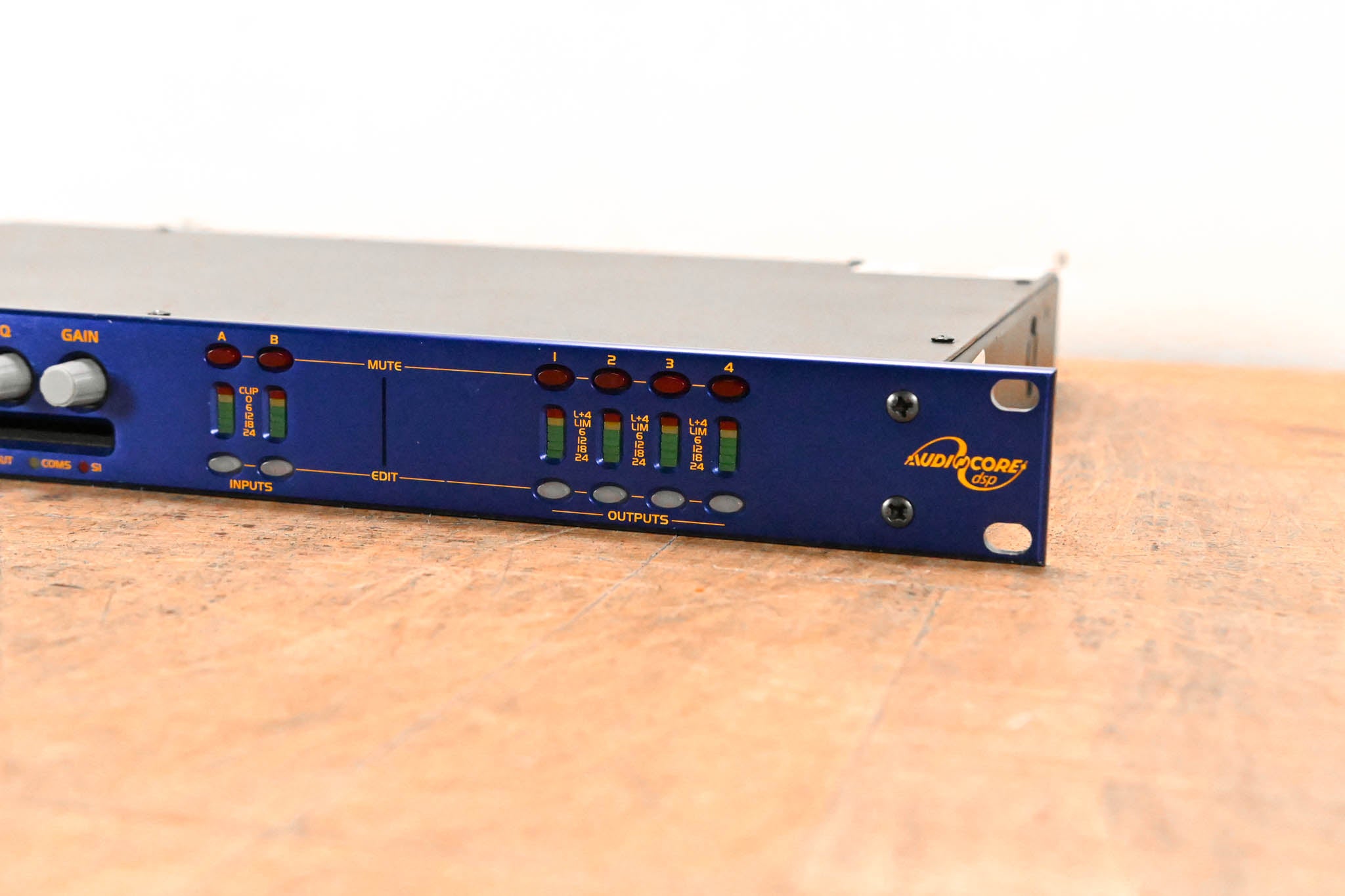 Xta Electronics DP424 2-in 4-out Signal Processor
