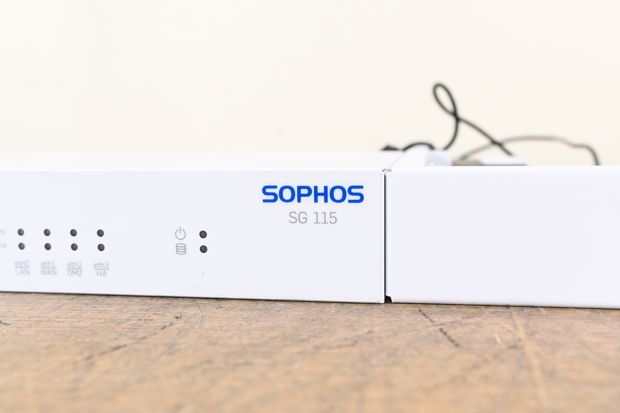 Sophos SG-115 Desktop Firewall Appliance