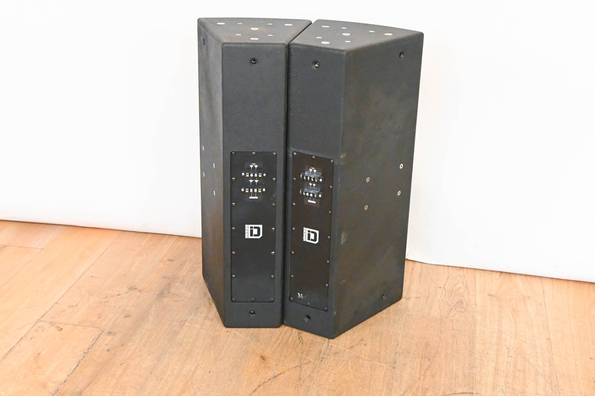 McCauley ID2.208-26 Passive Installation Loudspeaker (PAIR)