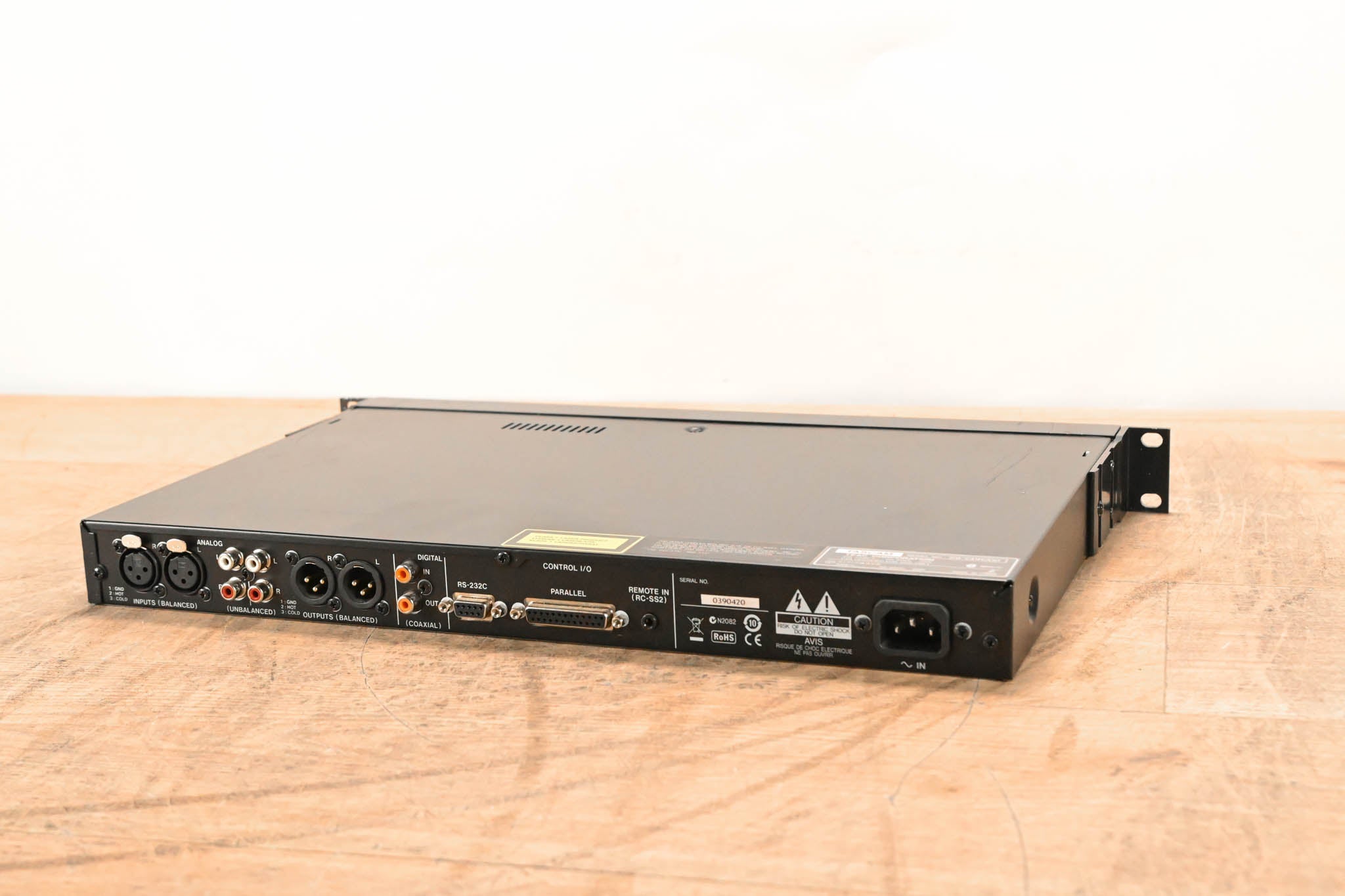 TASCAM SS-CDR200 Solid State and CD Digital Audio Recorder