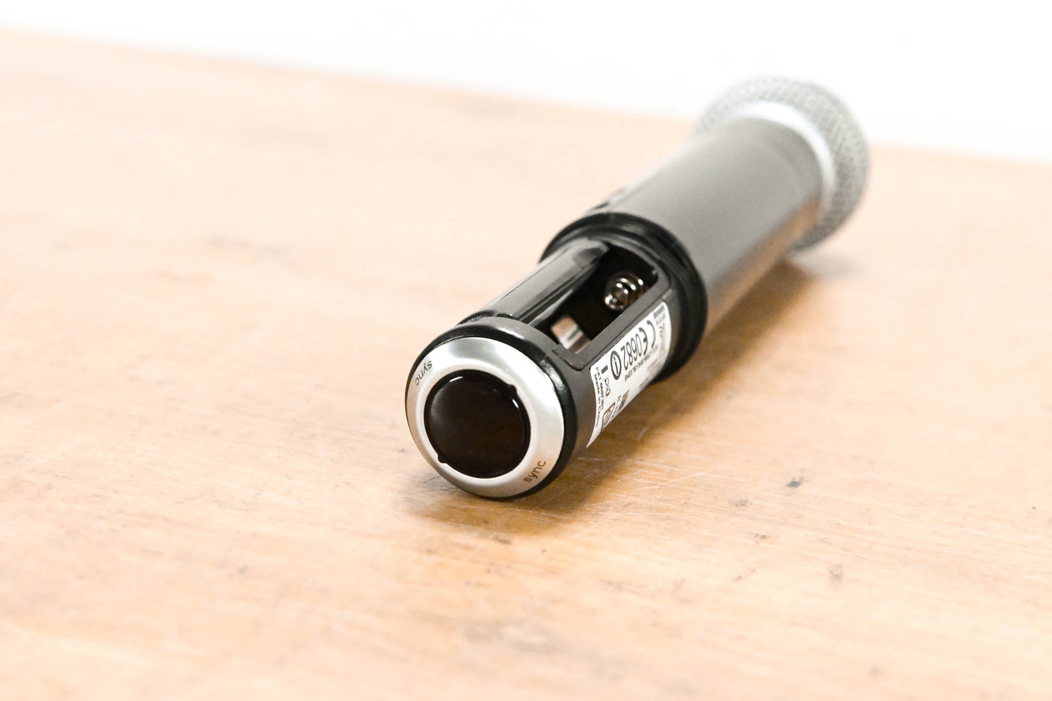 Shure SLX24/SM58 Handheld Wireless System - H5 Band (NO POWER SUPPLY)