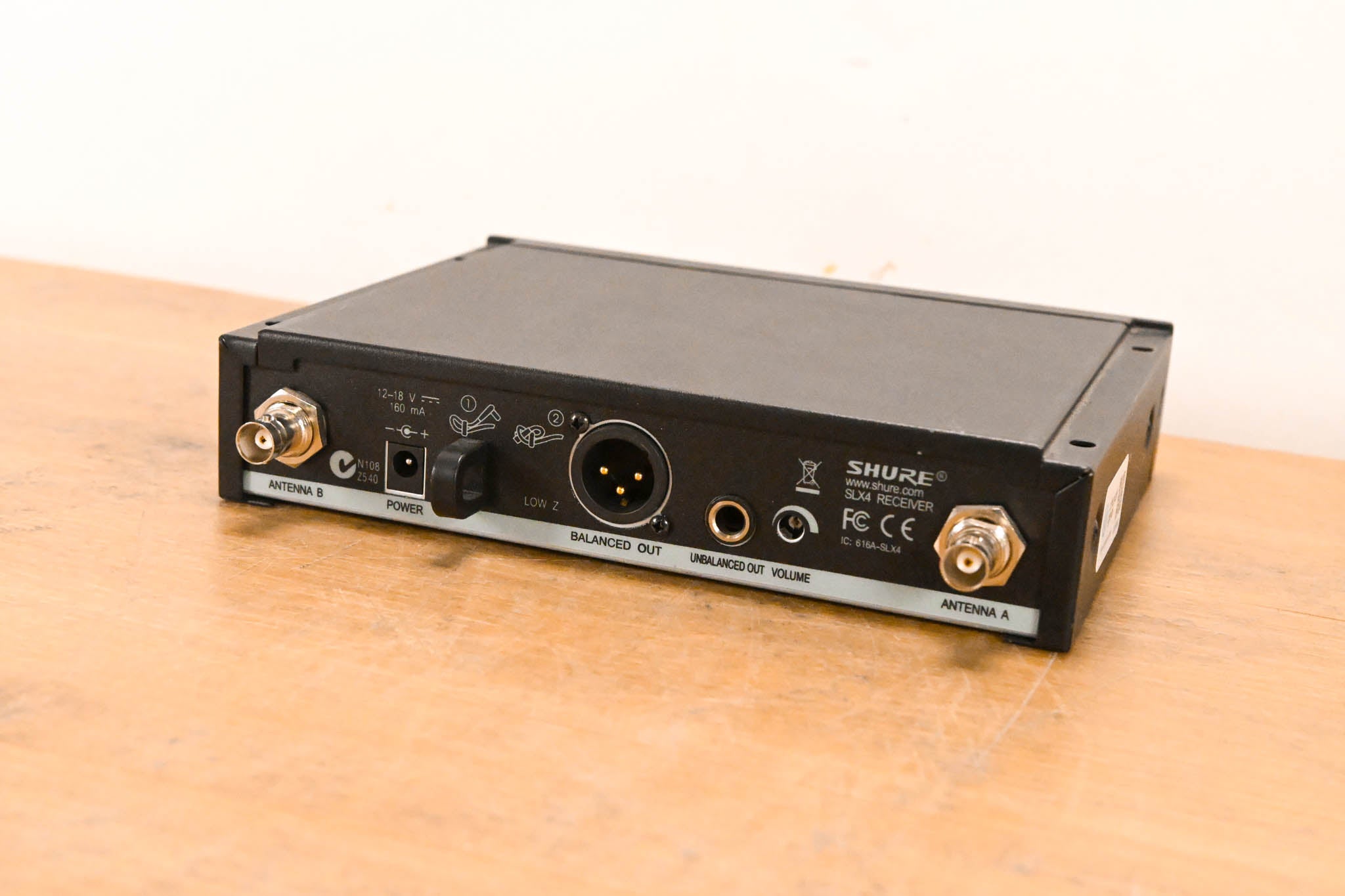 Shure SLX14-H5 Wireless Bodypack System - 518-542 MHz (NO POWER SUPPLY)