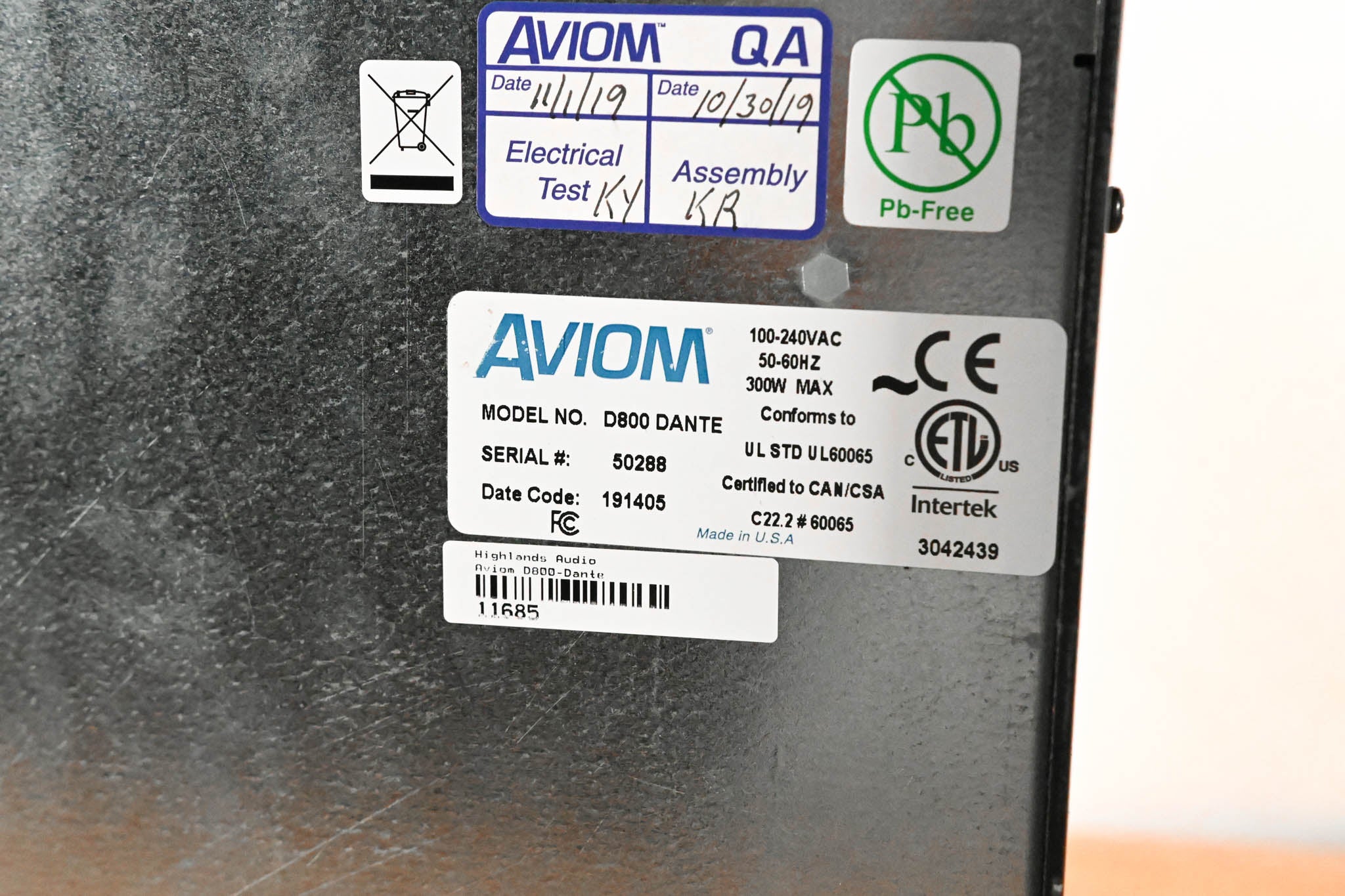 Aviom D800-Dante A-Net Distributor with Dante Connectivity