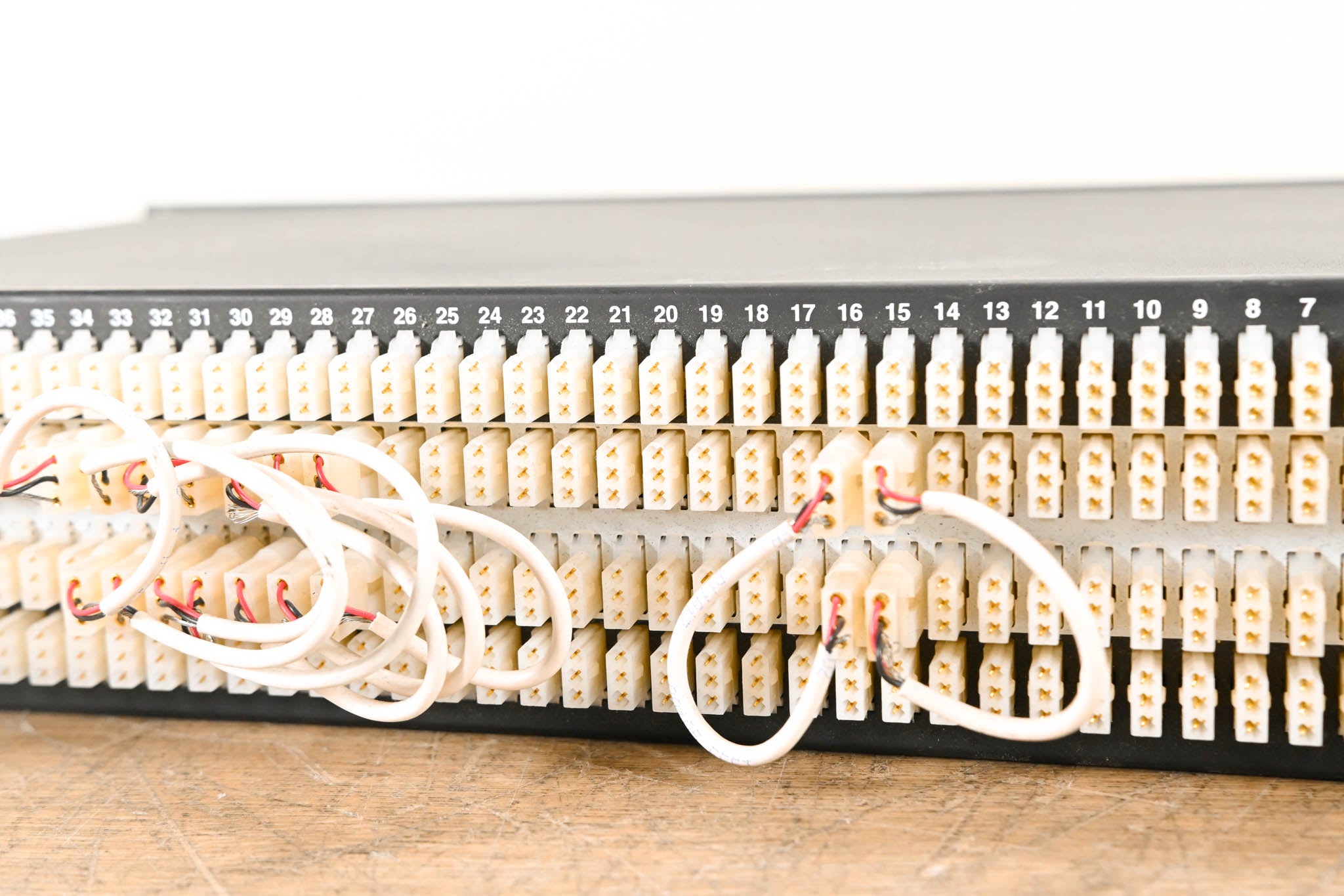 Bittree B96DC-FNOST/E3 M2OU12B 2x48 2RU TT Patchbay