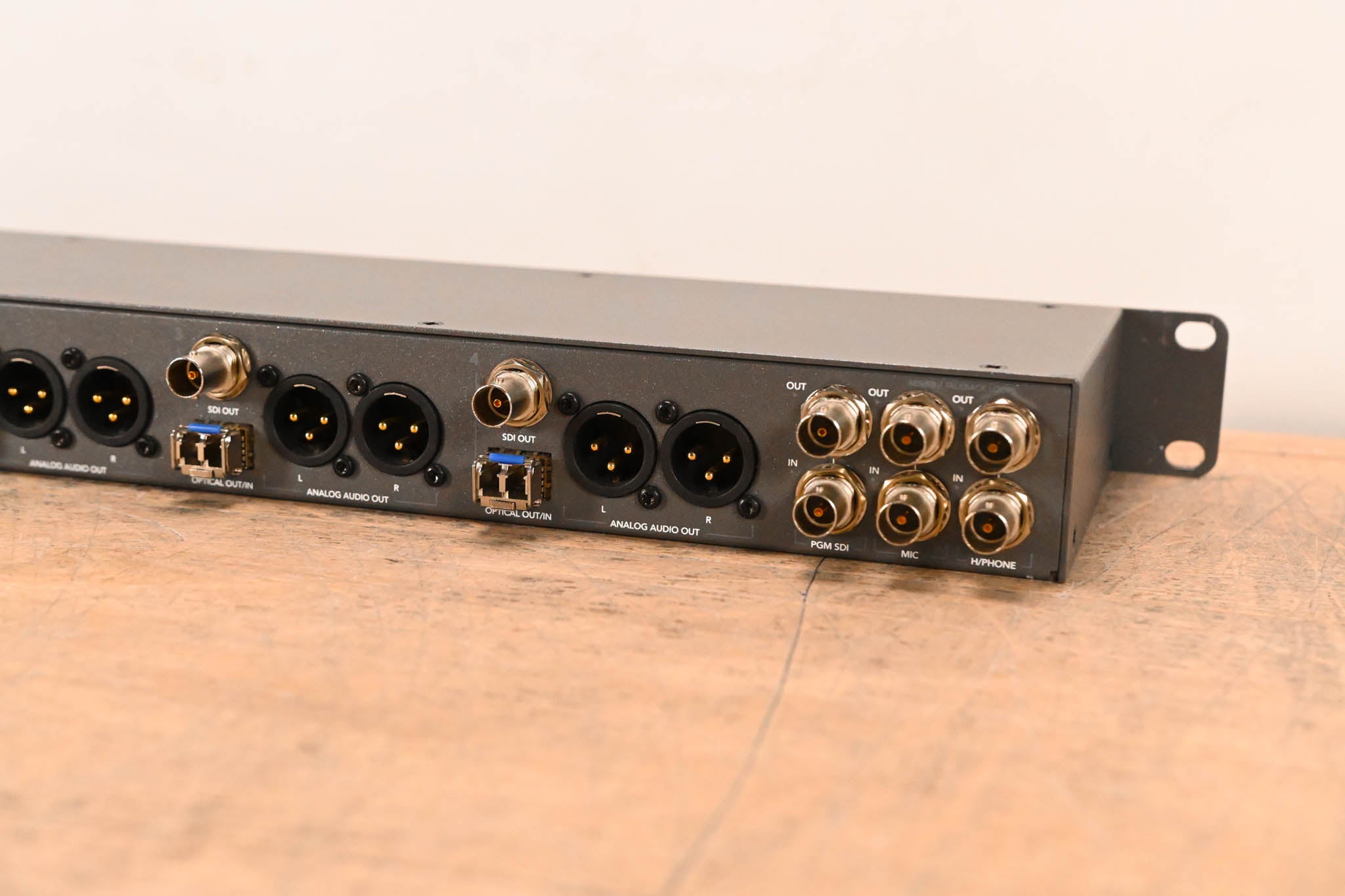 Blackmagic Design ATEM Studio Converter 2