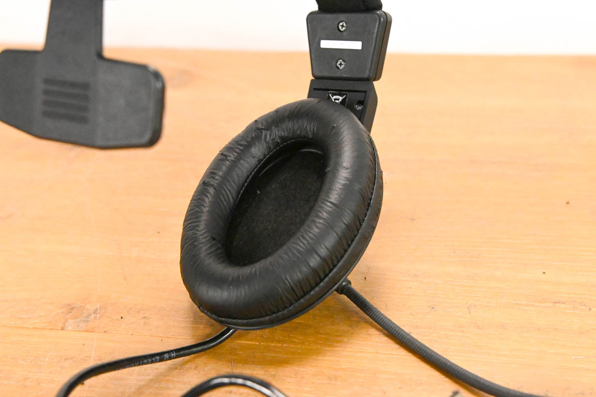 Clear-Com CC-15-MD4 Single-Ear Intercom Headset with Mini DIN Connector