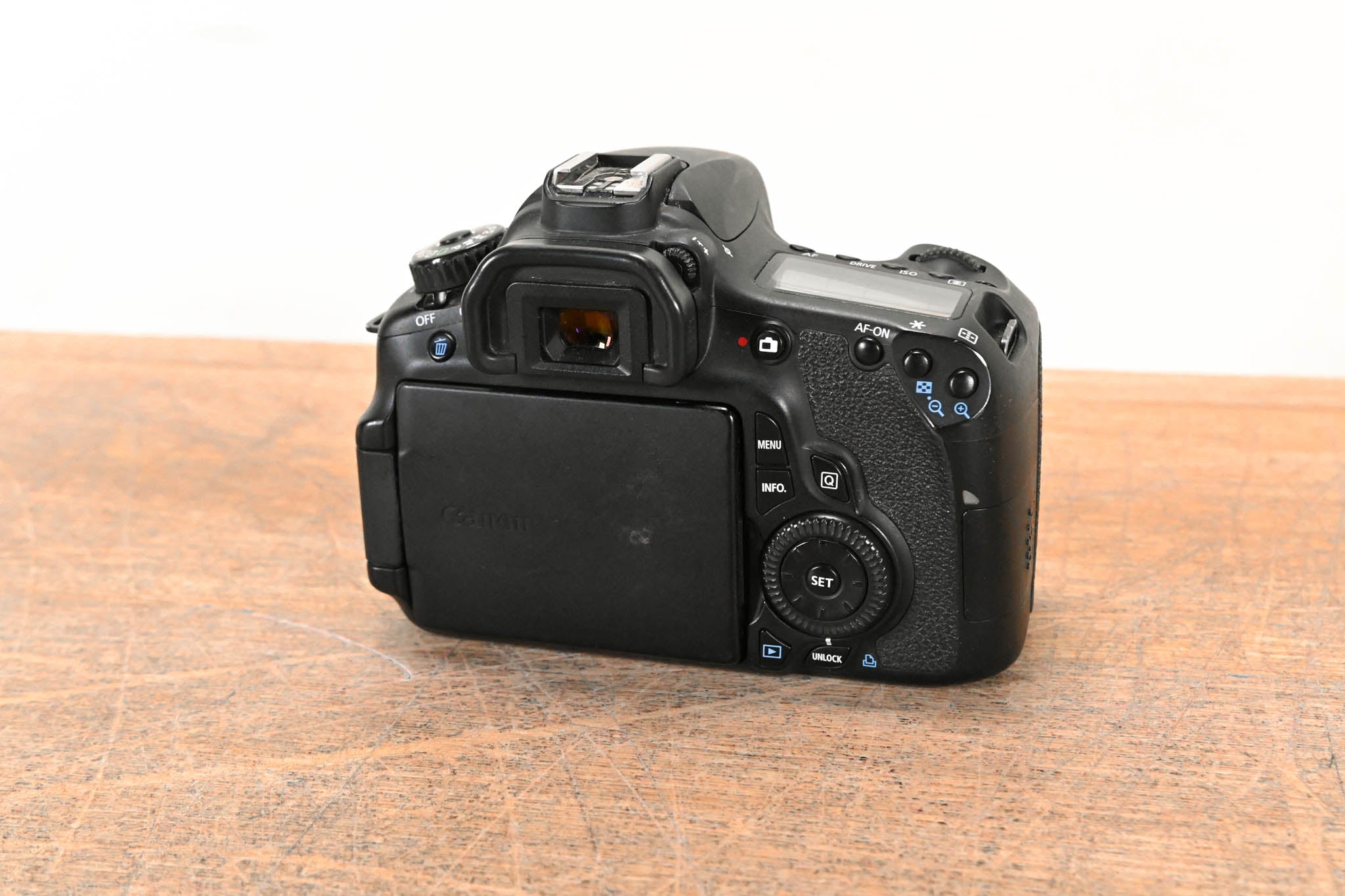 Canon EOS 60D 18 MP CMOS Digital SLR Camera Body