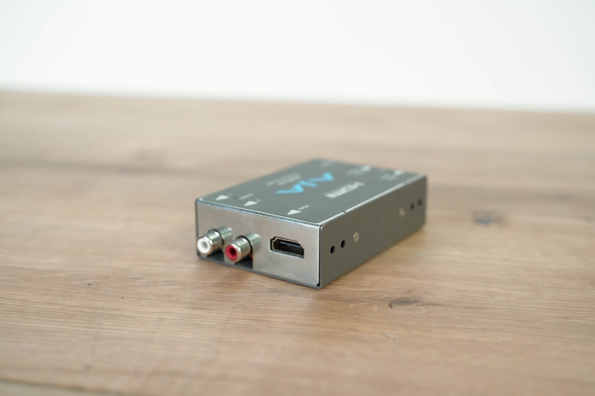 AJA HI5 HD/SD-SDI to HDMI Video and Audio Converter