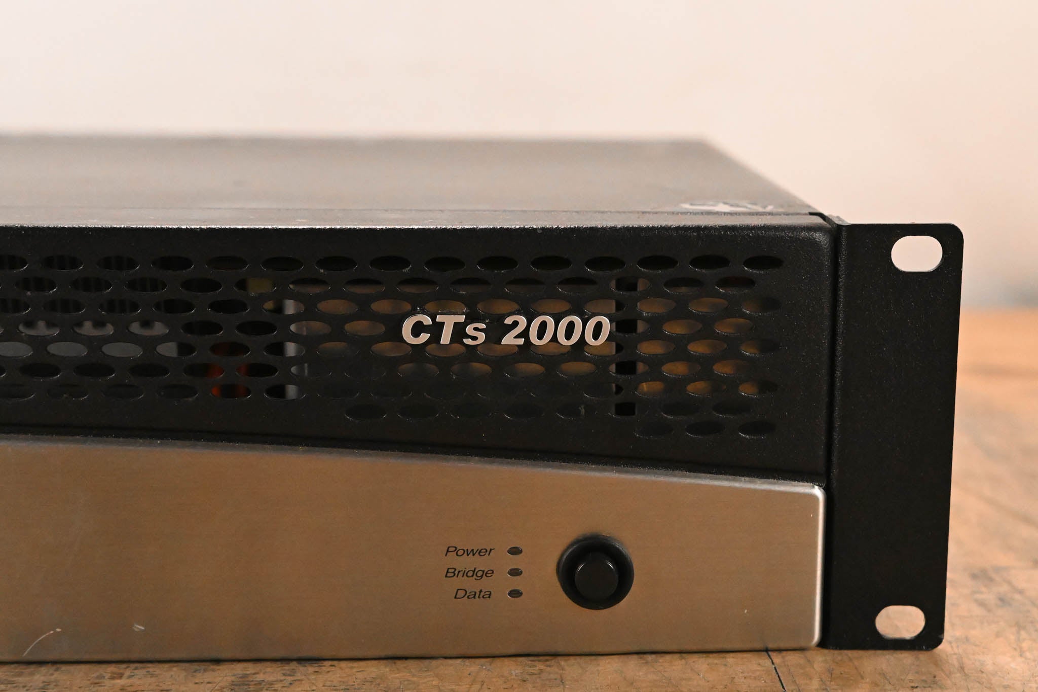 Crown CTs 2000 Two-Channel 1000W Power Amplifier