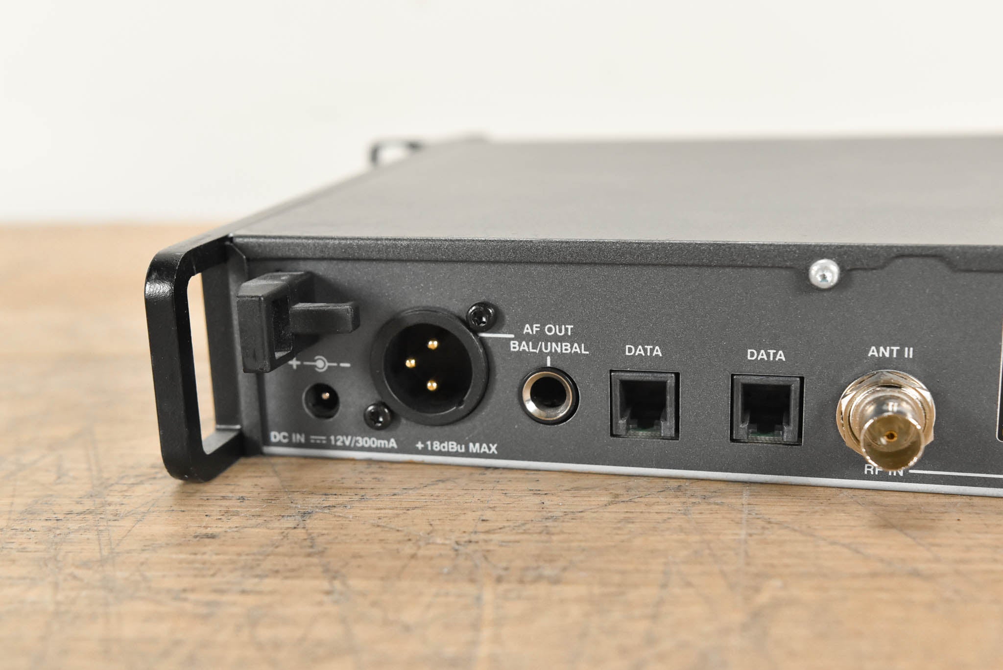 Sennheiser EM 100 G3 Wireless Receiver - B Range: 626-668 MHz