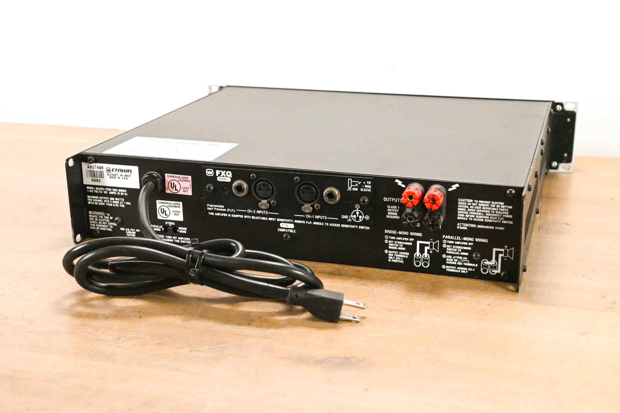 Crown Macro-Tech 1202 2-Channel Power Amplifier