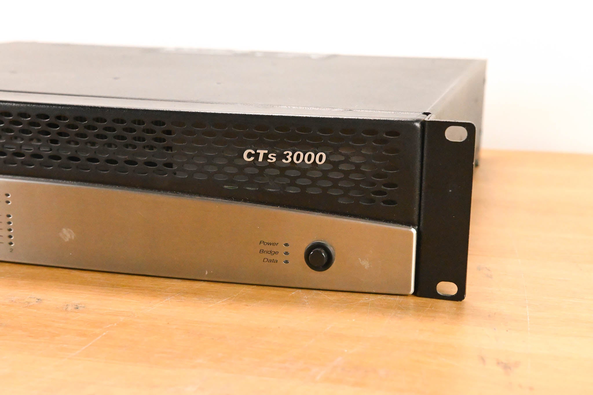 Crown CTs 3000 Two-Channel 1500W Power Amplifier