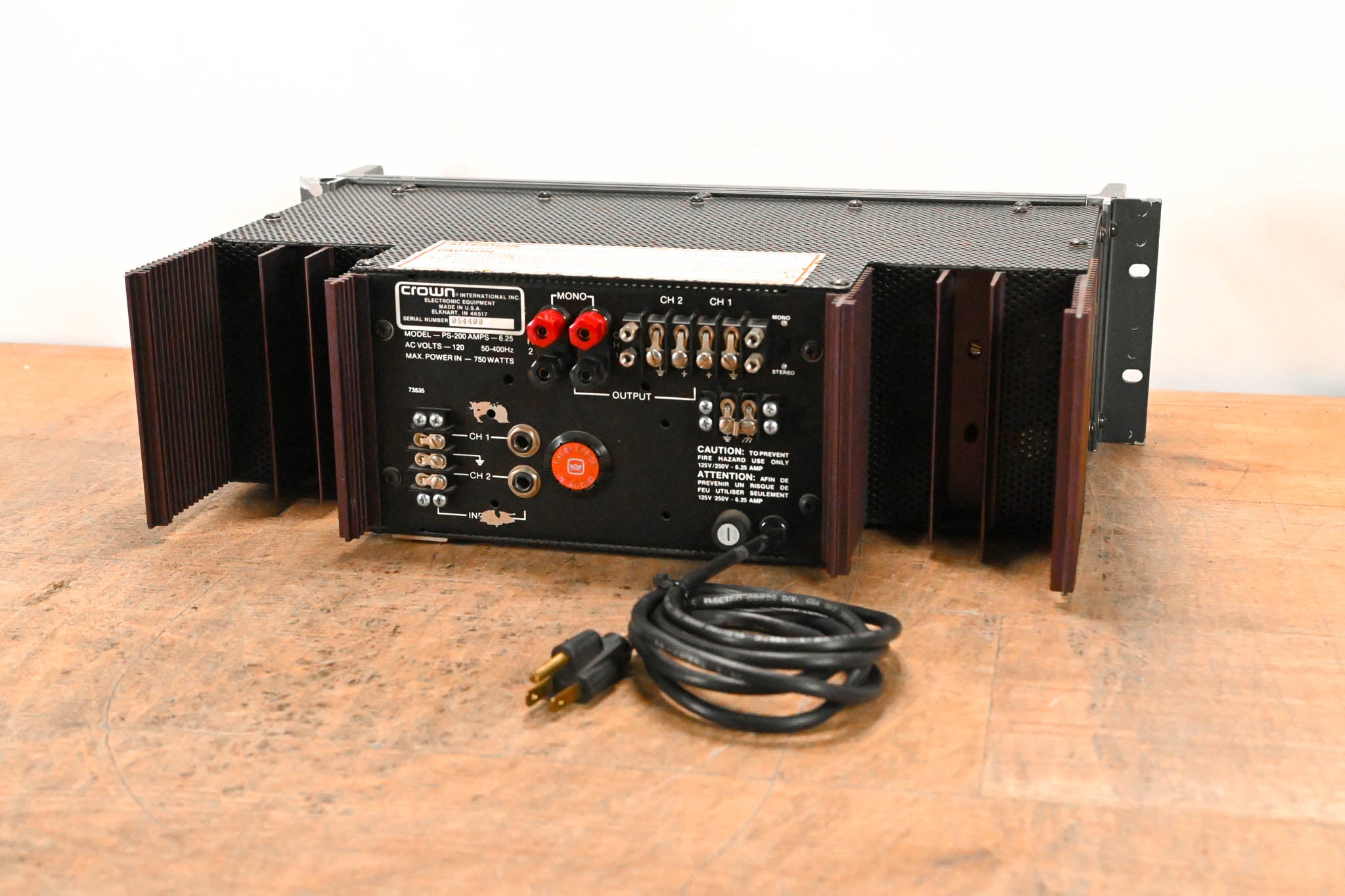 Crown PS-200 2-Channel Power Amplifier CG01QS8