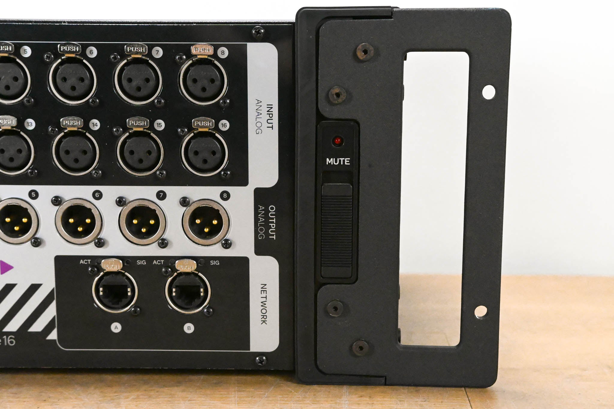 AVID Venue Stage 16 Remote I/O Stage Rack for S3L Digital Mixing System