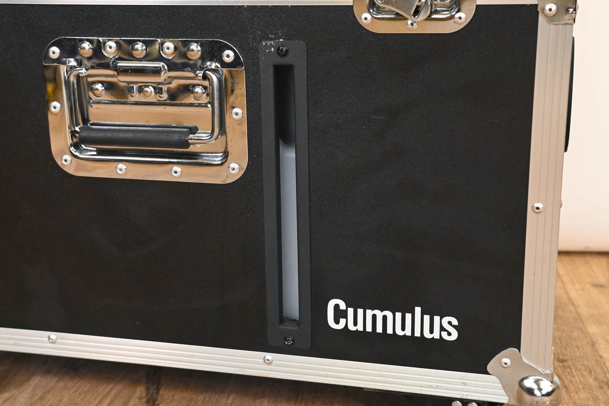 Chauvet Cumulus Low-Lying Fog Machine