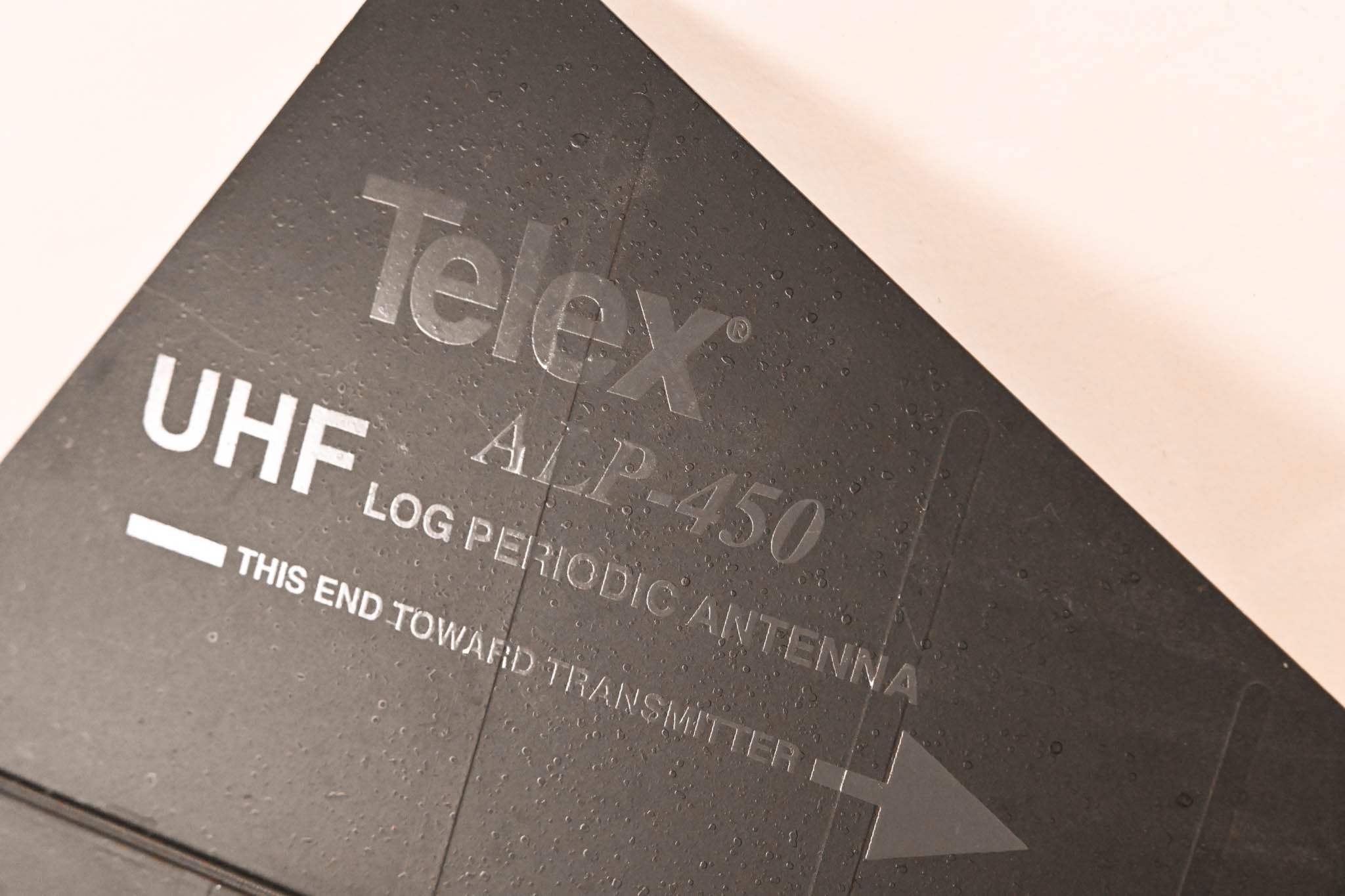 Telex ALP-450 UHF Log Periodic Antenna