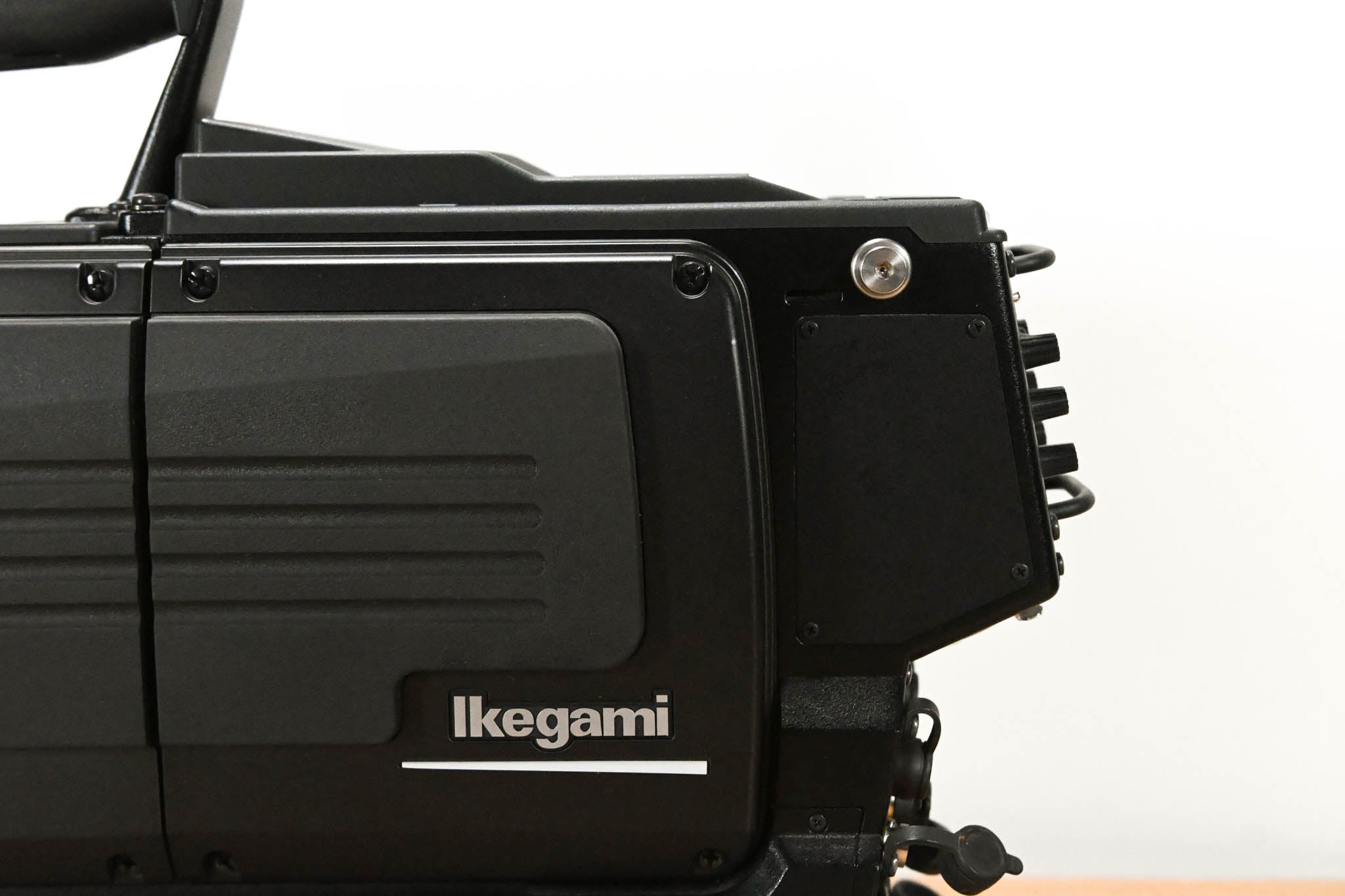 Ikegami HC-HD300 3-CMOS Full HD Camera w/ FA-300 Fiber Adapter