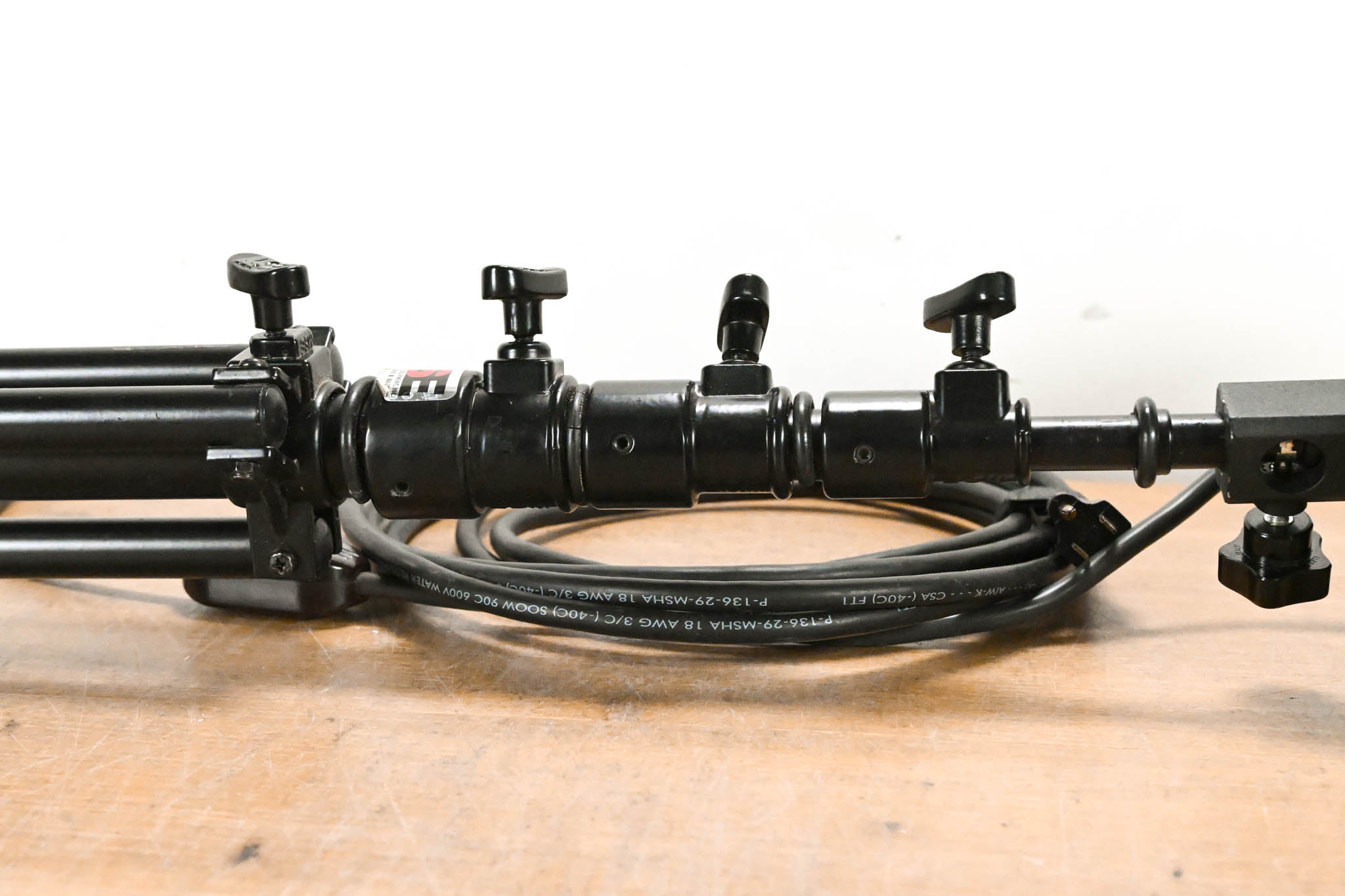 LTM Pepper 650W Fresnel Light