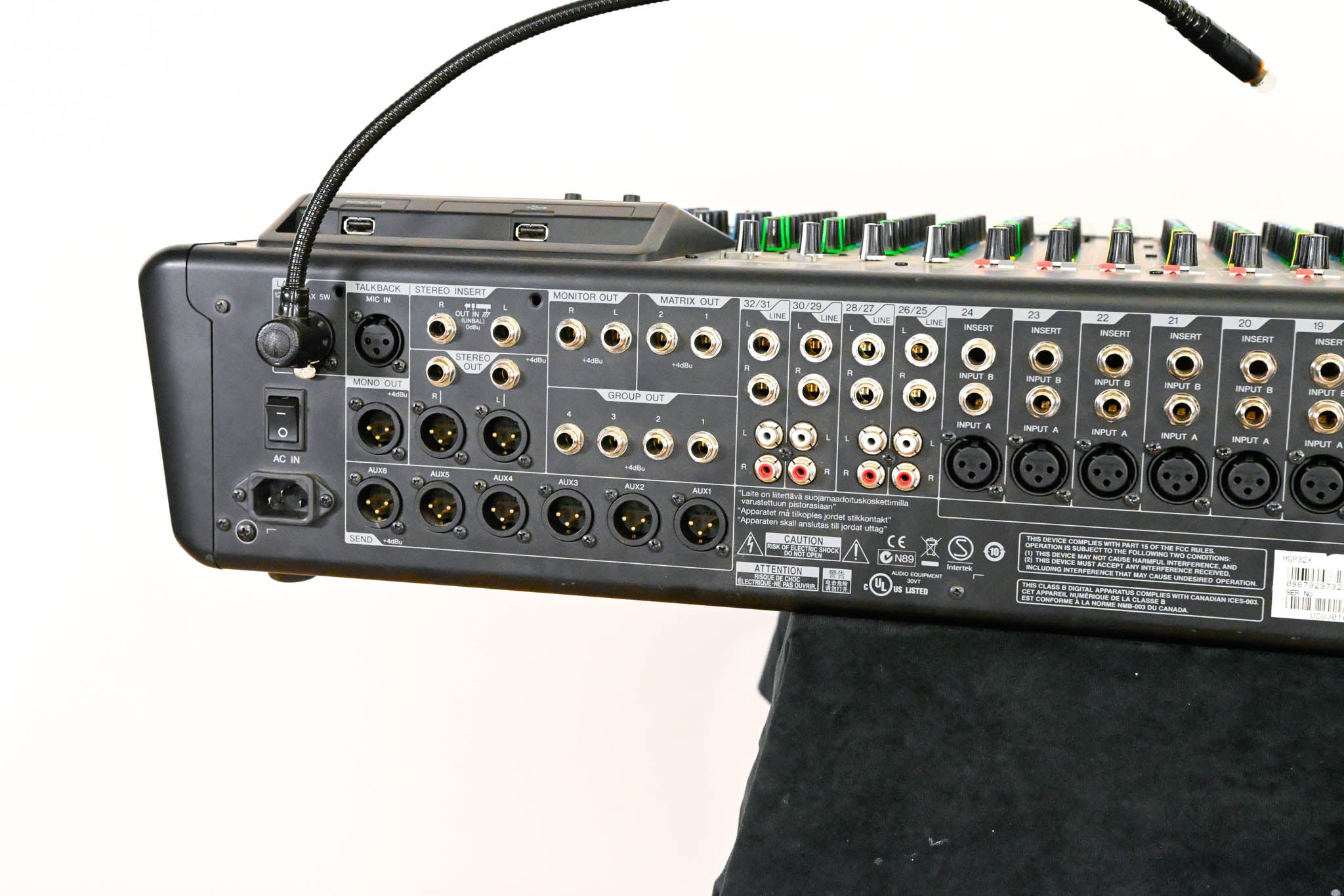 Yamaha MGP32X 32-Channel Mixer with USB and Effects
