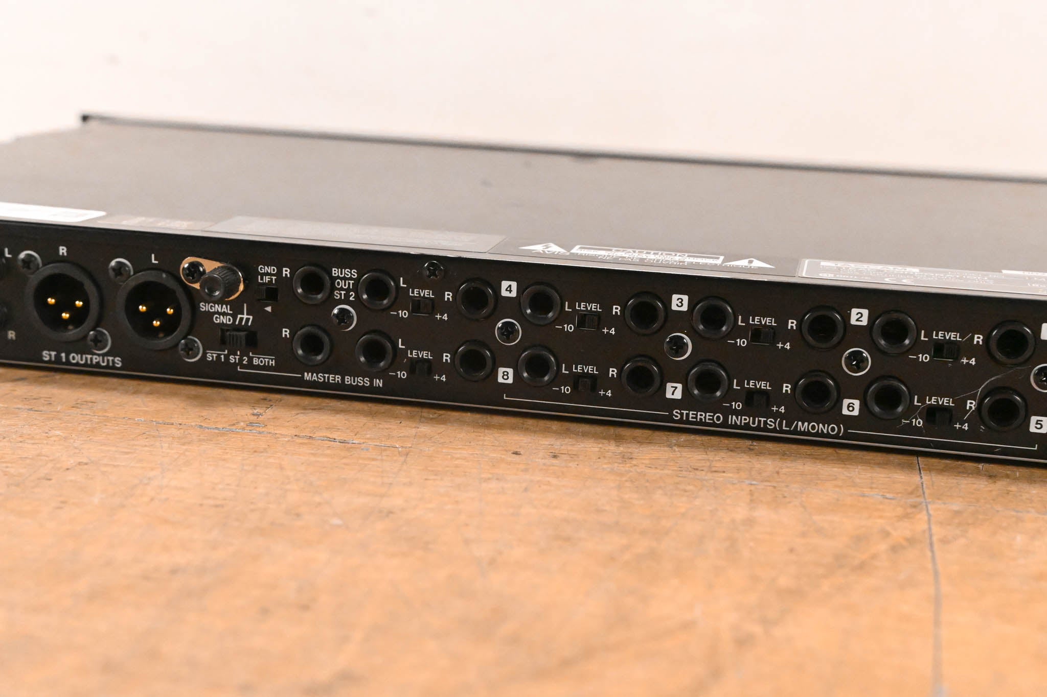 TASCAM LM-8ST Rackmount Line Mixer
