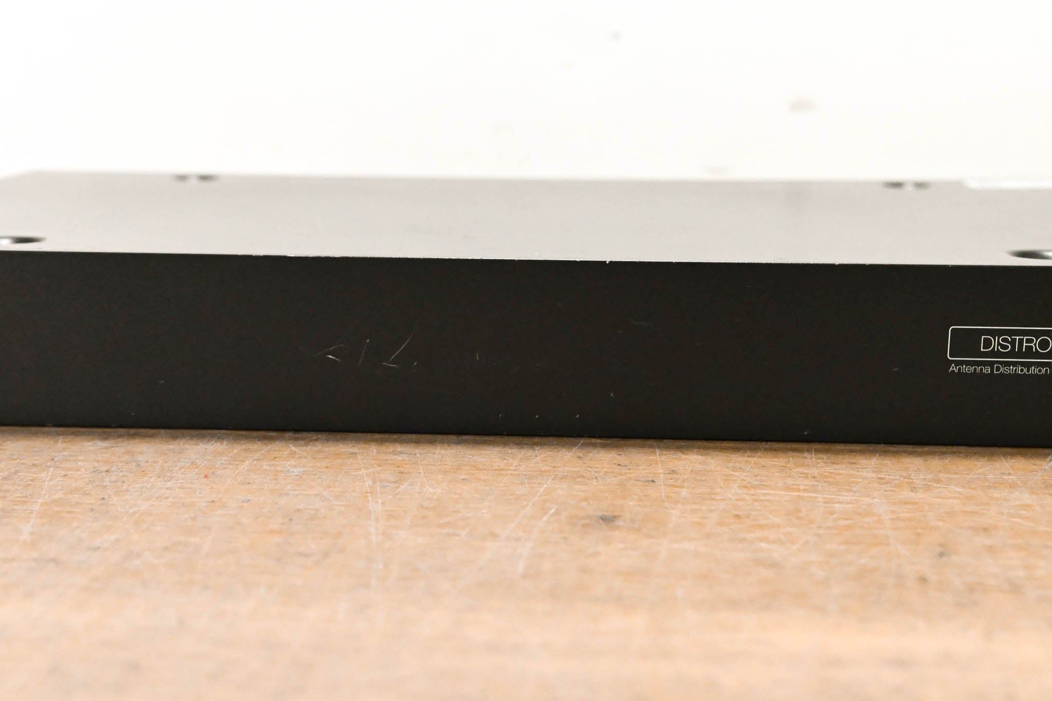 RF Venue DISTRO4 UHF Antenna Distribution System