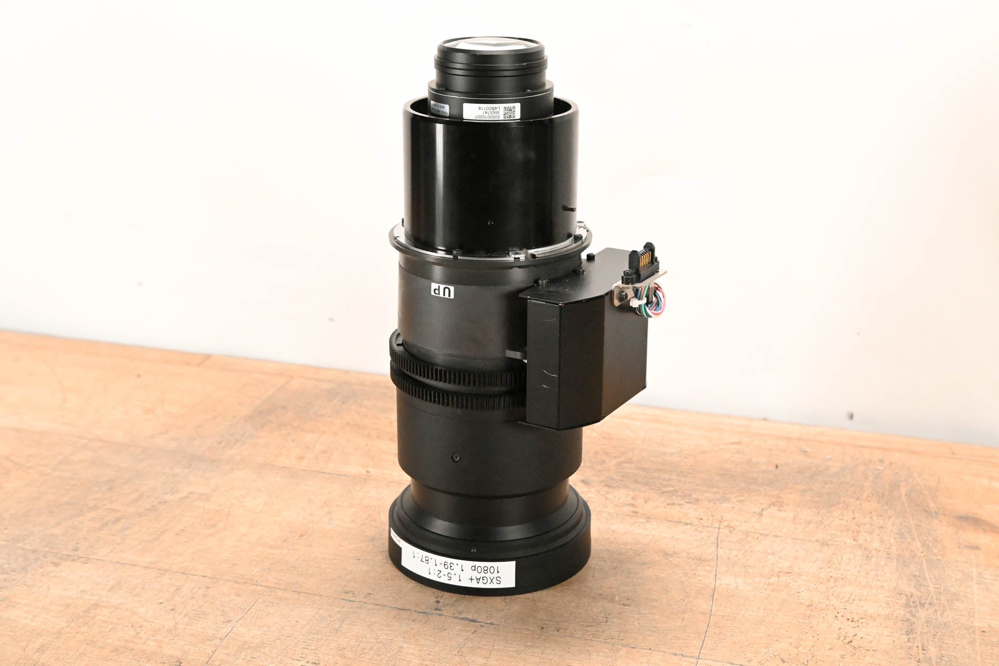 Konica Minolta SXGA+ 1.5-2:1 Projector Lens