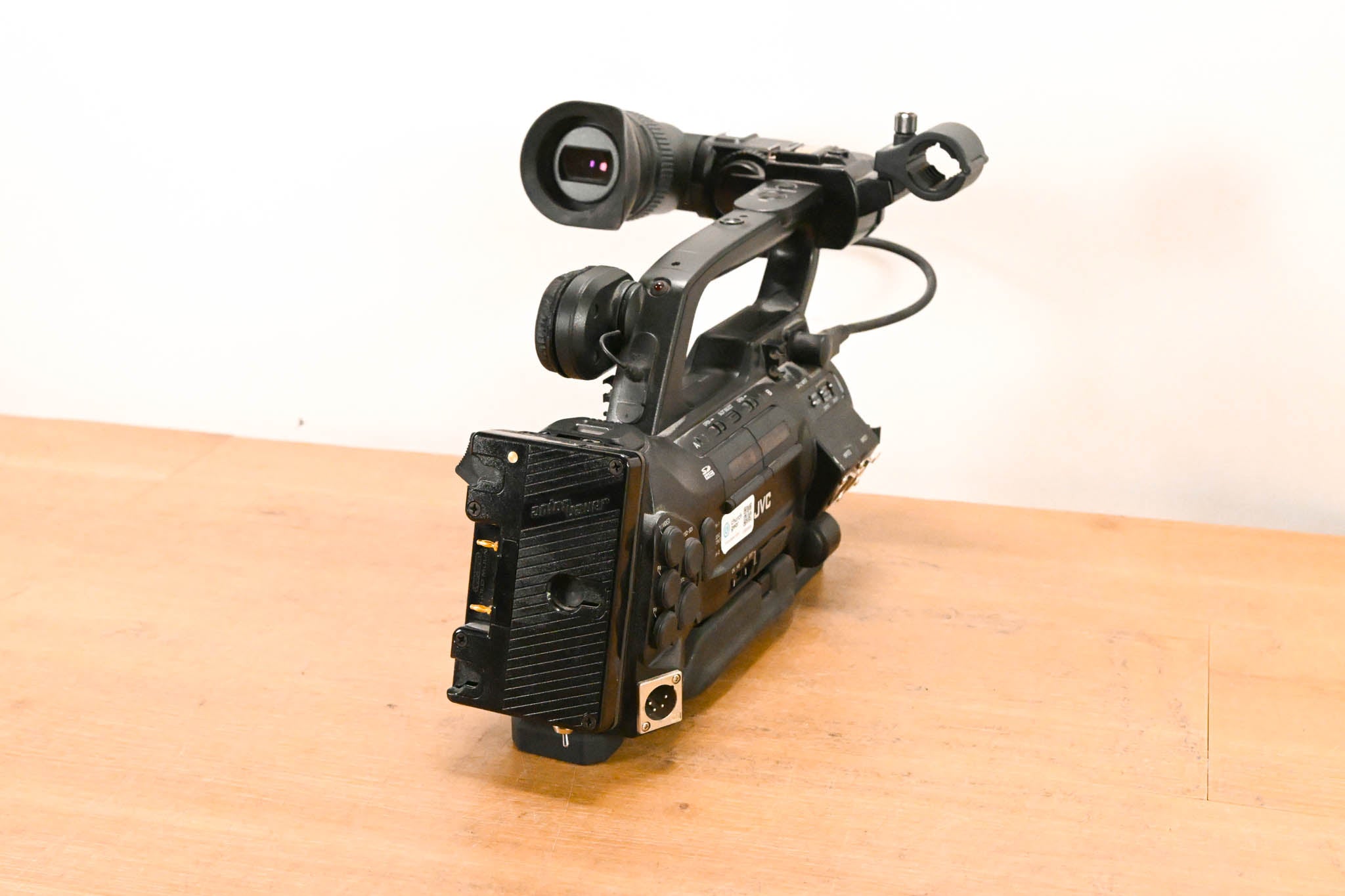 JVC GY-HM700CHU ProHD Compact Shoulder Solid State Camcorder