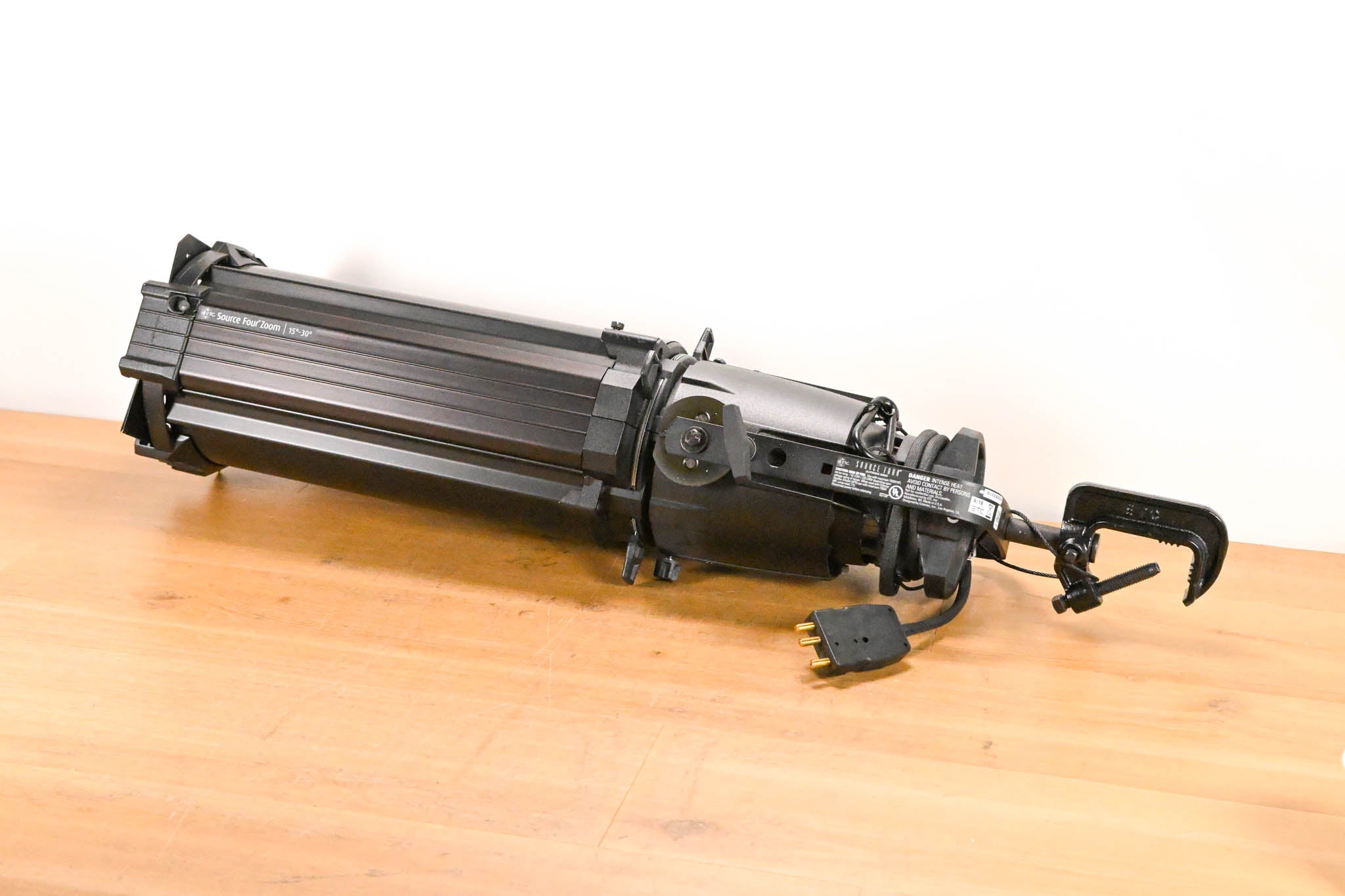 ETC Source Four Zoom 15-30 Degree 750 Ellipsoidal Light