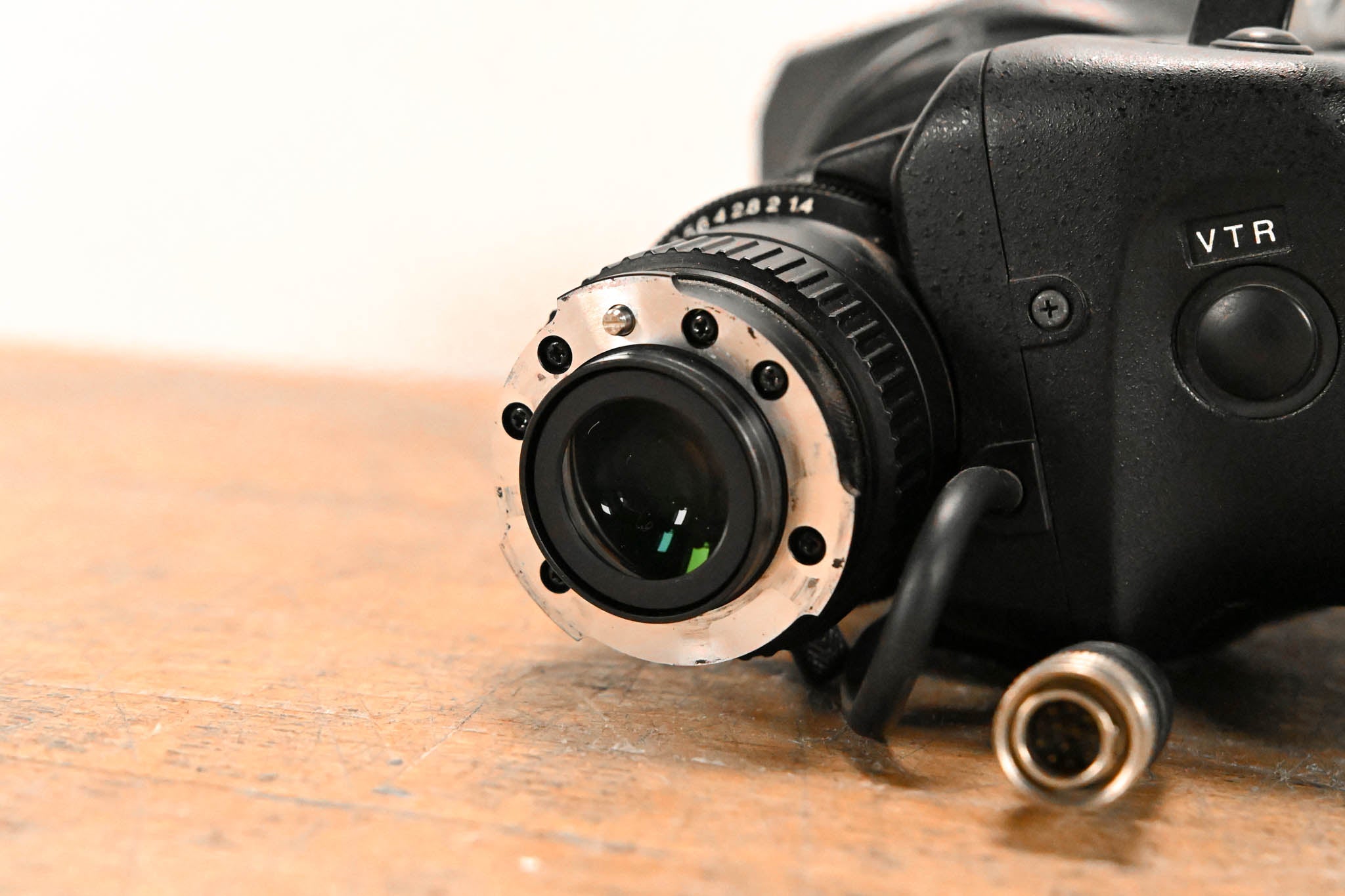 Fujinon Th16x5.5BRMU 1/3" Broadcast Zoom Lens - 1:1.4/5.5-88mm