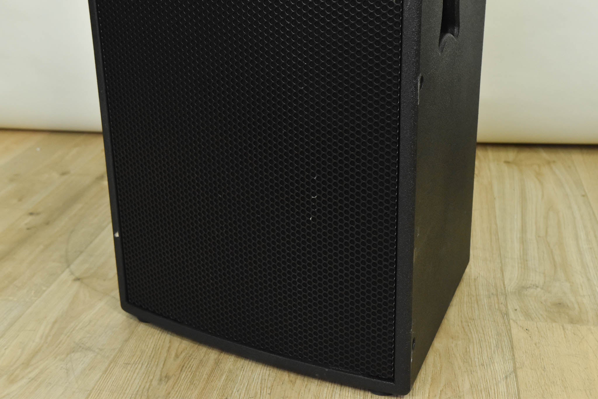 Electro-Voice (EV) QRx-115/75 2-Way Passive Loudspeaker