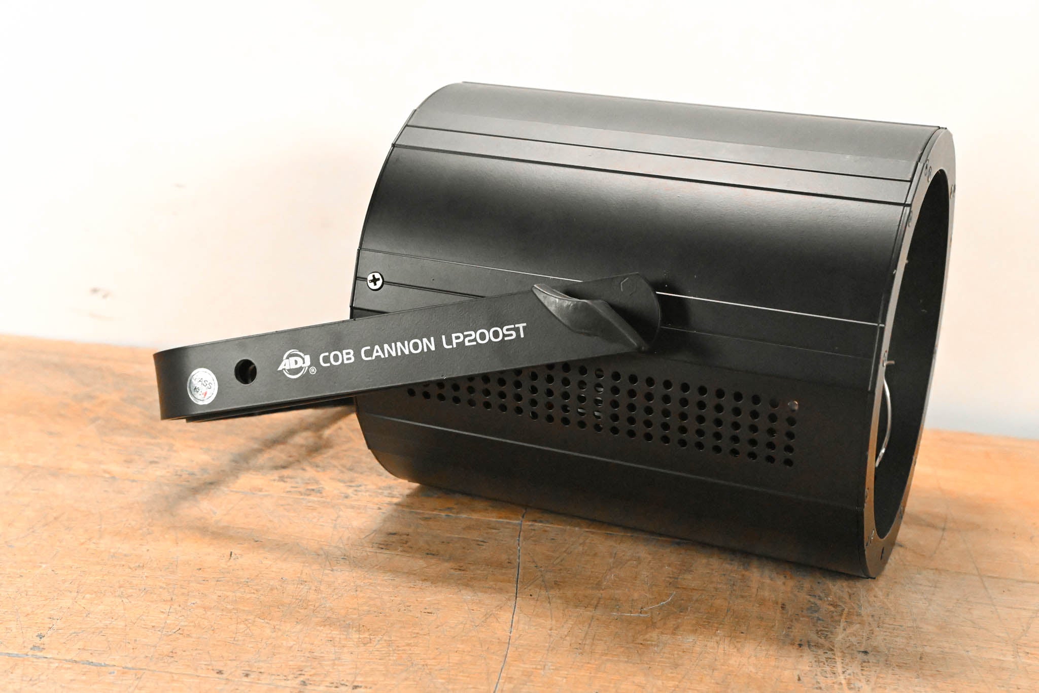 ADJ COB Cannon LP200ST 200W Chip On Board Color Mixing Wash Fixture