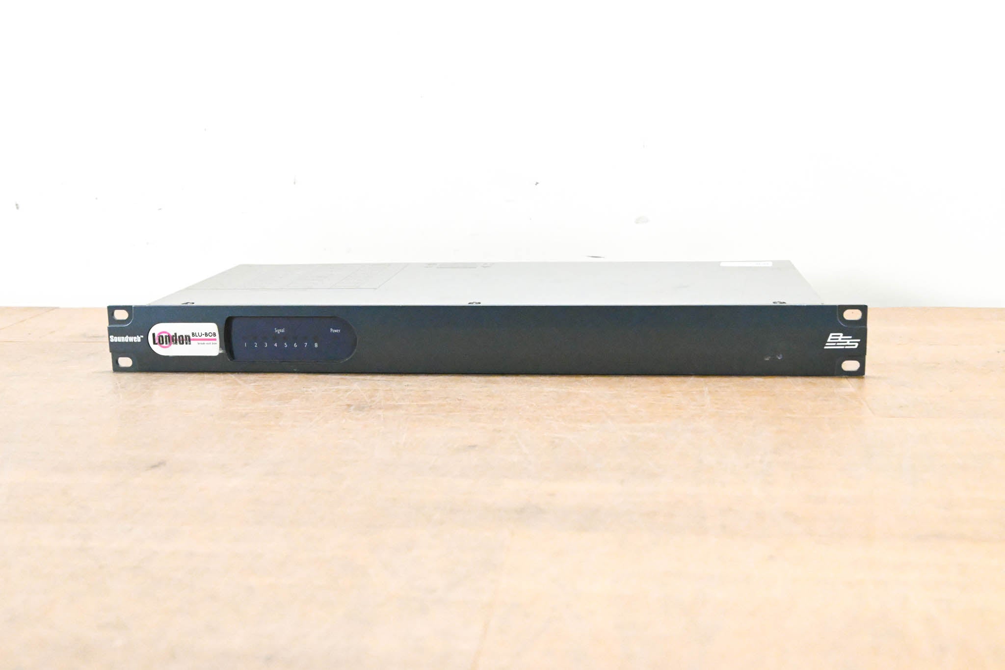BSS London BLU-BOB2 8-Channel Break-Out Box Output Expander (NO PSU)