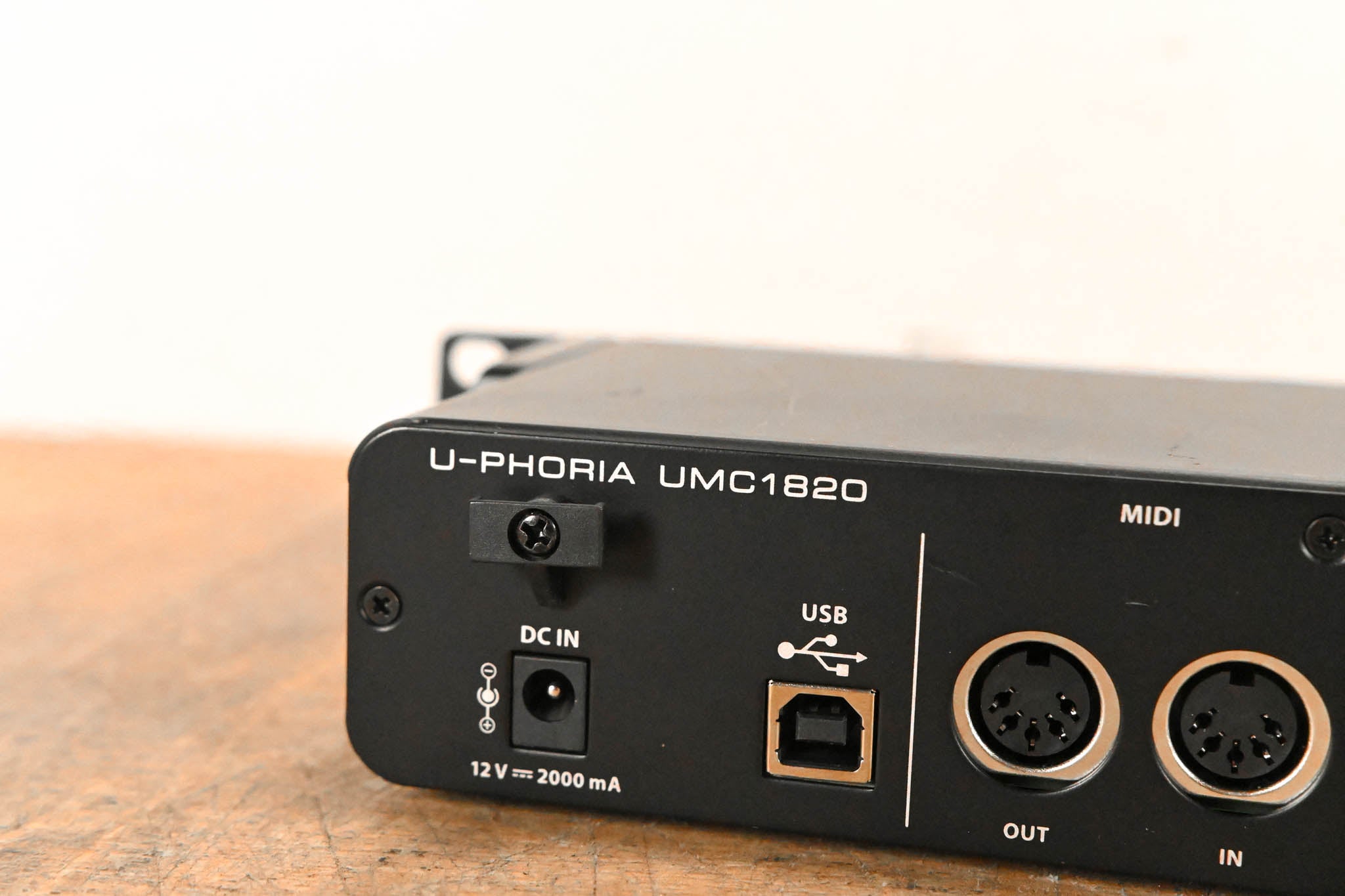 Behringer U-Phoria UMC1820 USB Audio Interface (NO POWER SUPPLY)