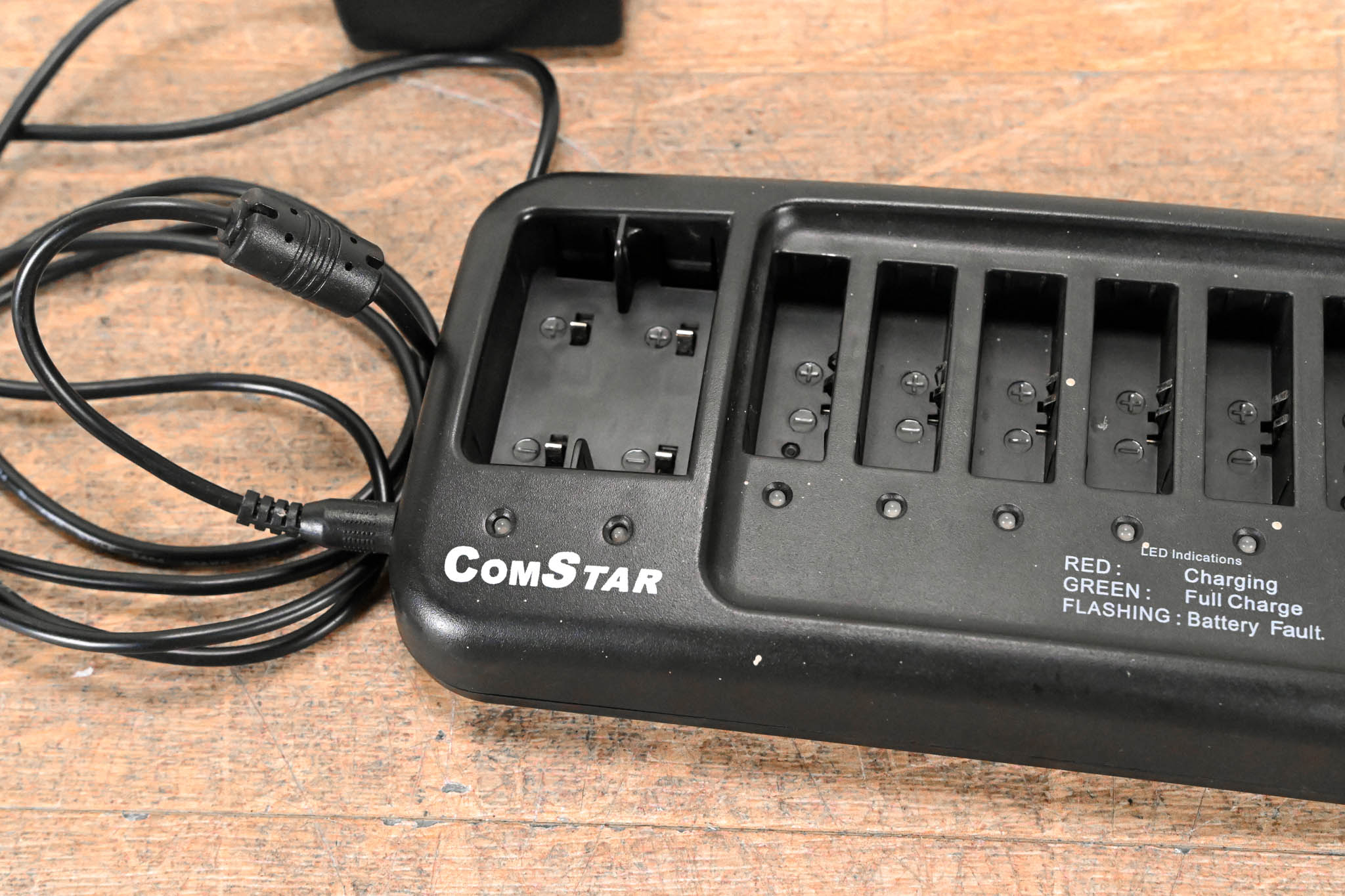 Eartec CH-CS28P COMSTAR Multi-Port Desktop Charger