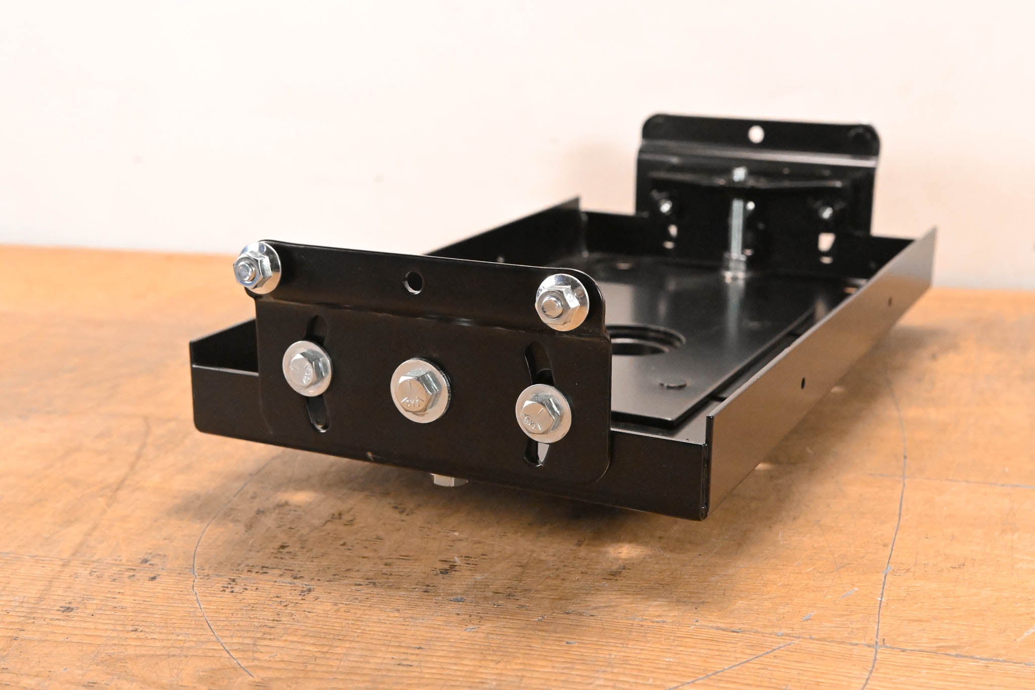 Chief VCM-20 Heavy Duty LCD/CRT Projector Ceiling Mount