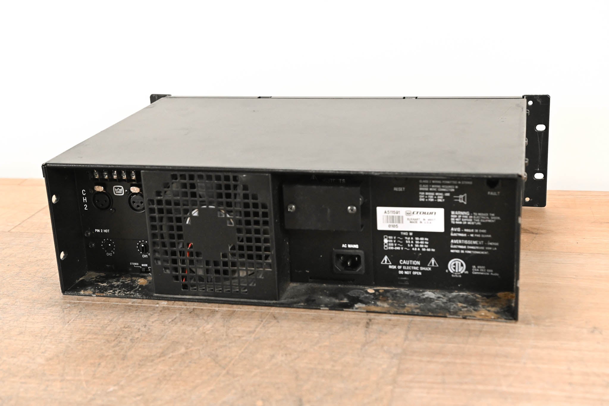 Crown CL2 Contractor Series 2-Channel Power Amplifier