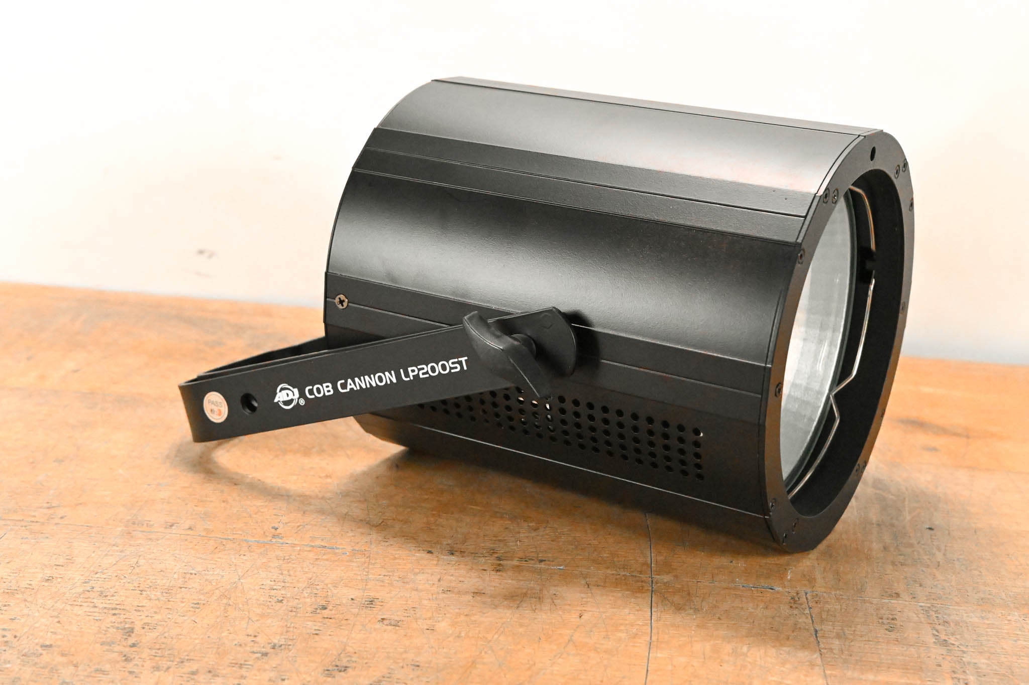 ADJ COB Cannon LP200ST 200W Chip On Board Color Mixing Wash Fixture