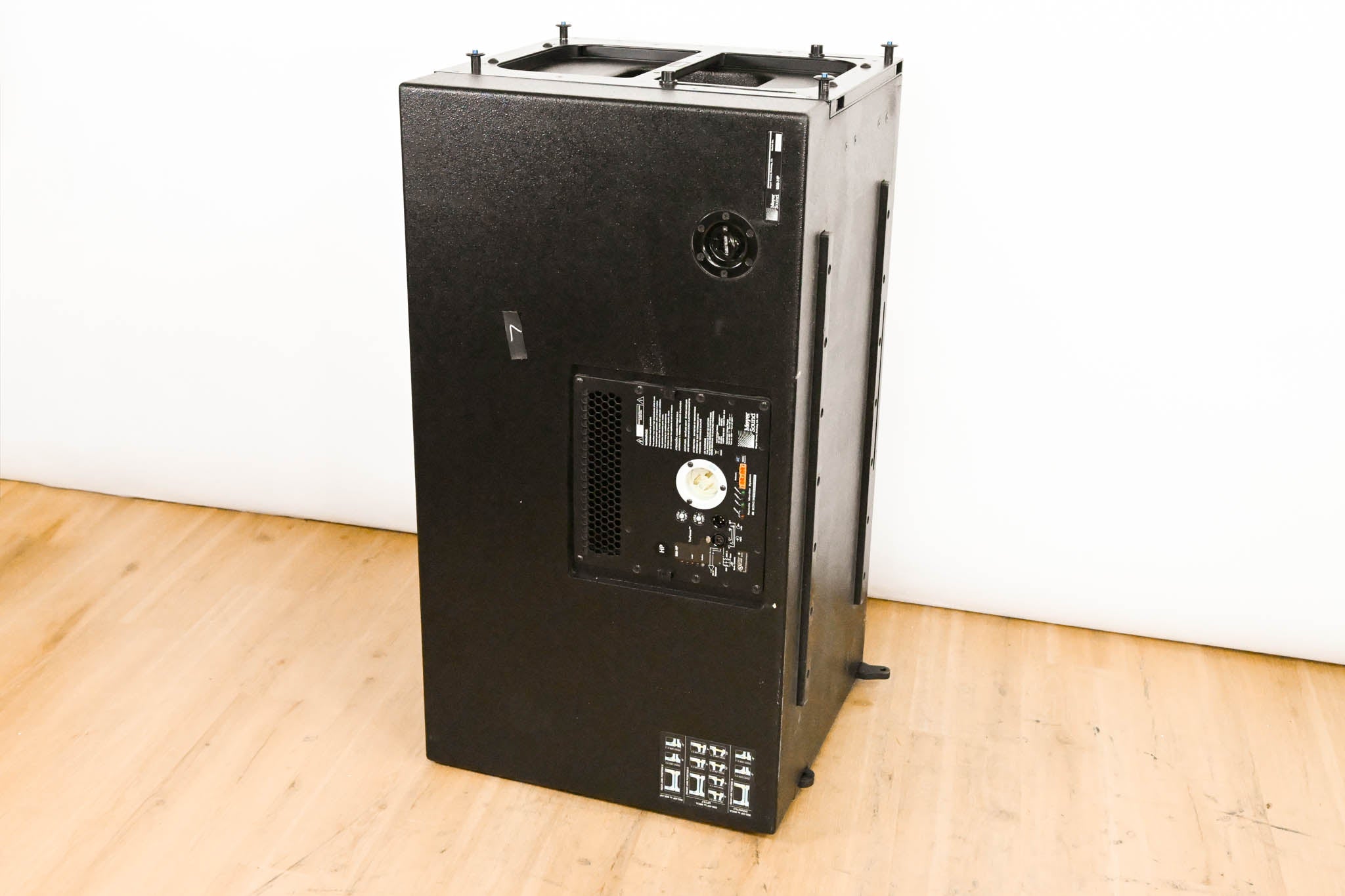 Meyer Sound 600-HP Compact High-Power Subwoofer
