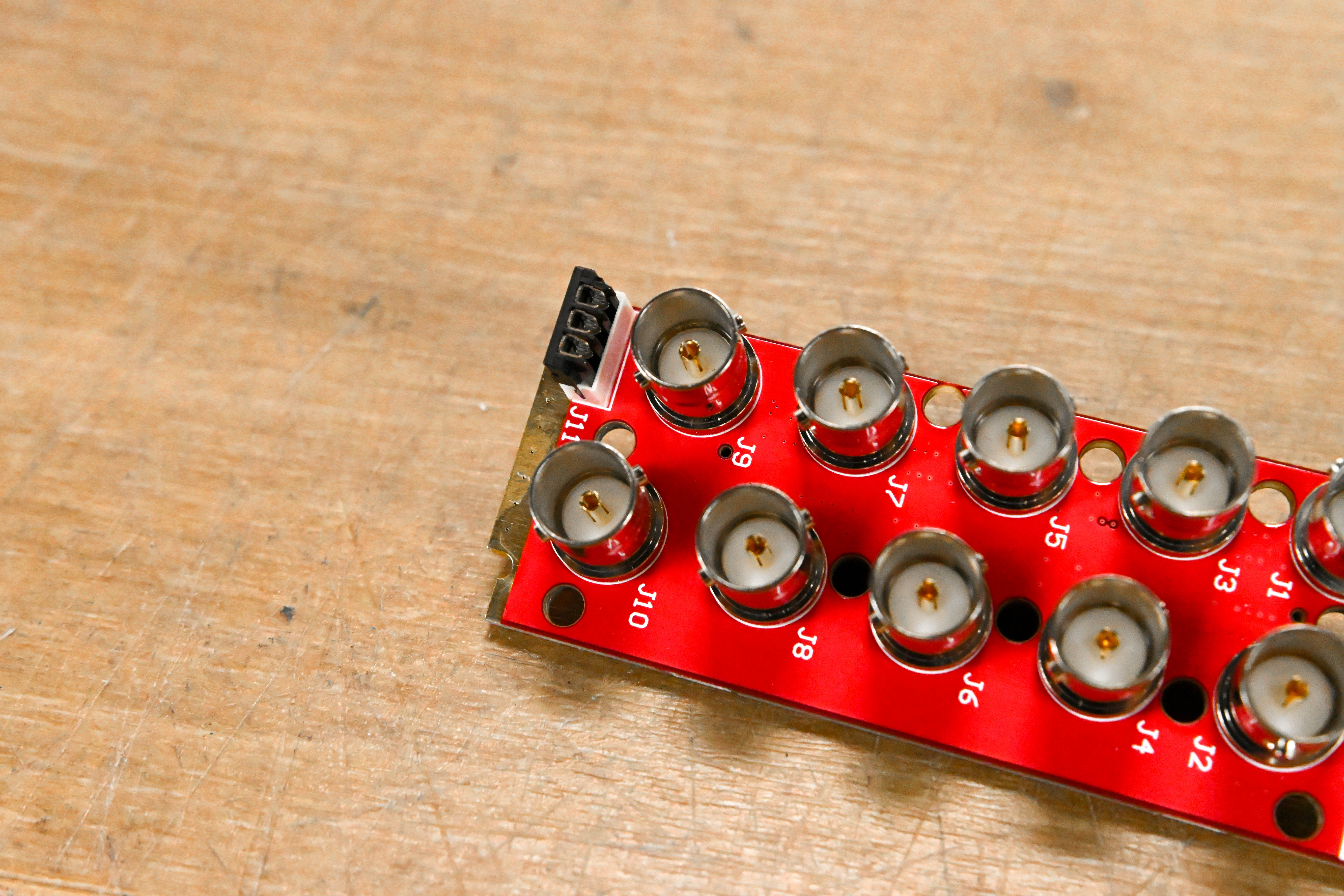 Decimator Design DR1-10B1G BNC Rear I/O Module