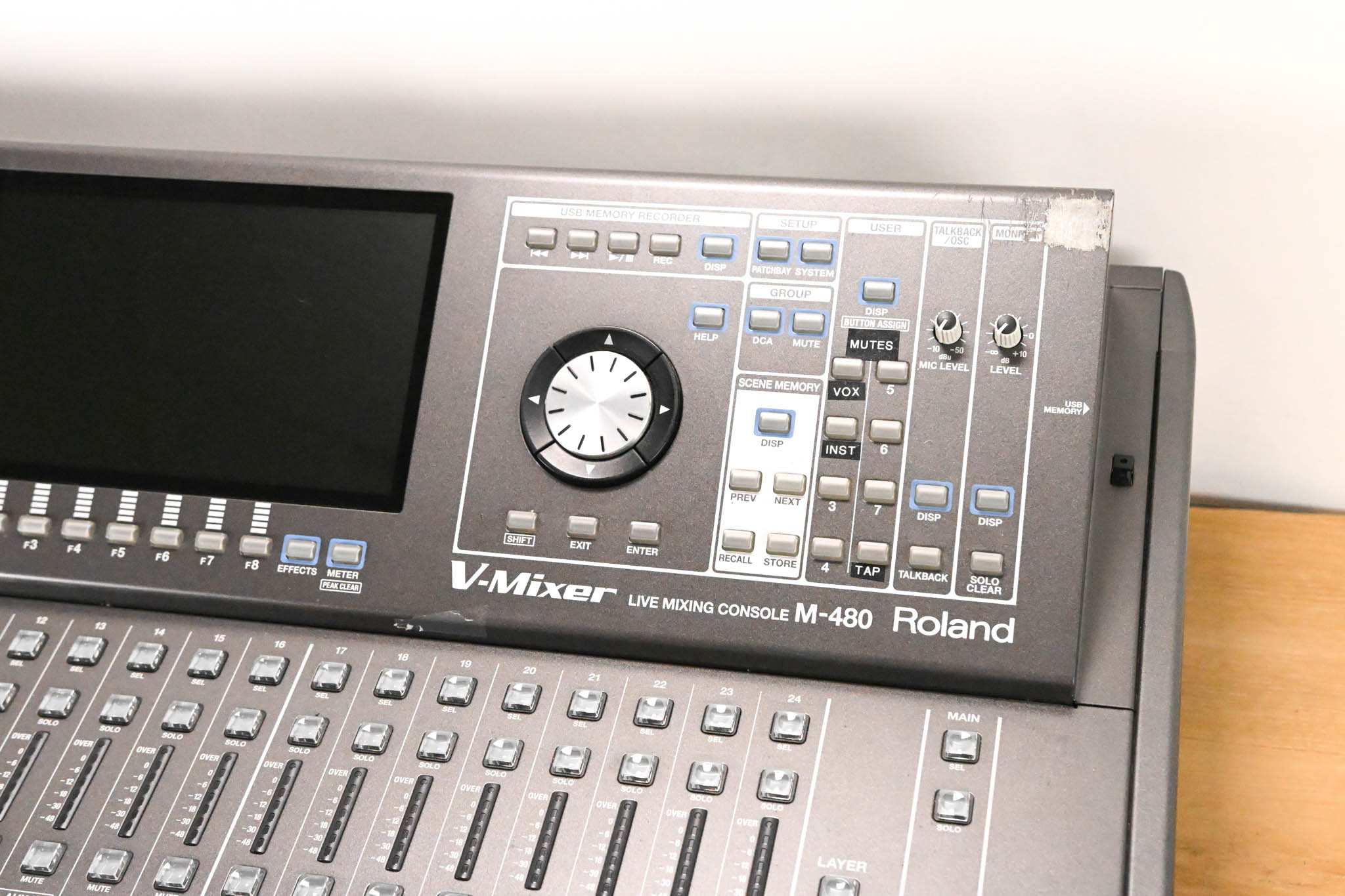 Roland M-480 48-Channel Live Digital Mixing Console CG01ZRF