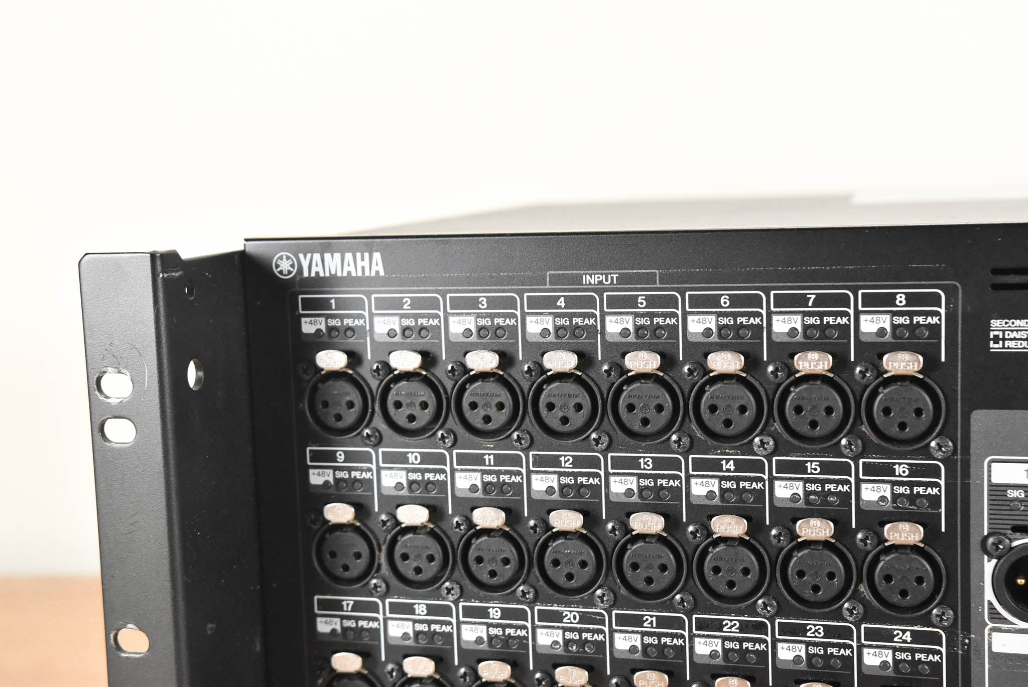 Yamaha Rio3224-D Rio Series 32x16 Remote Stage Box