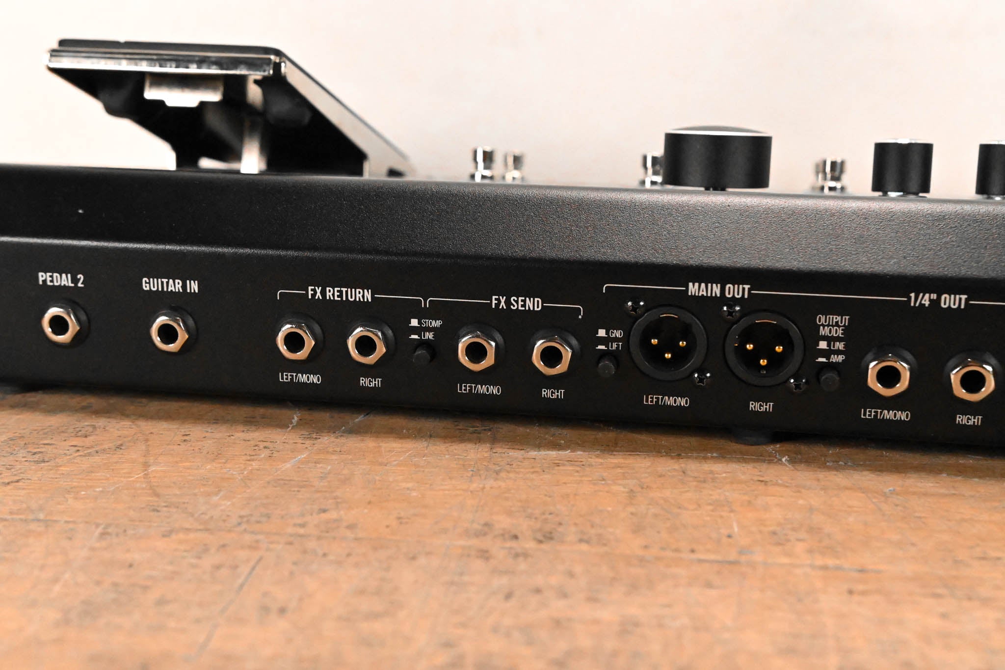 Line 6 Firehawk FX P29-1 Guitar Multi-Effects Floor Processor