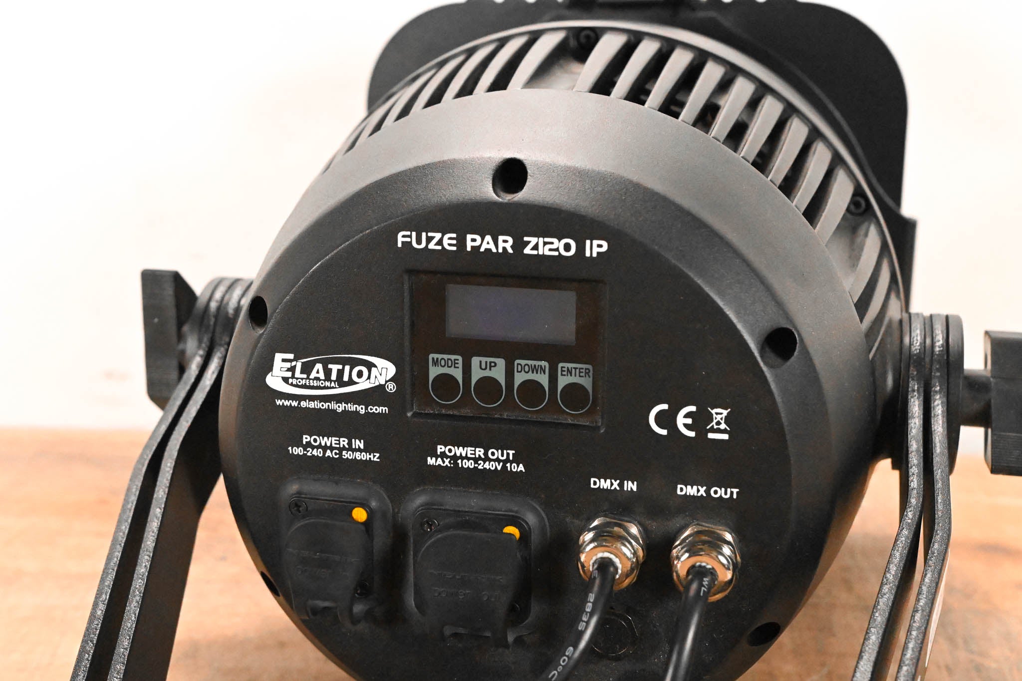 Elation Fuze Par Z120 IP 120W RGBW LED Par with Zoom (NO POWER SUPPLY)