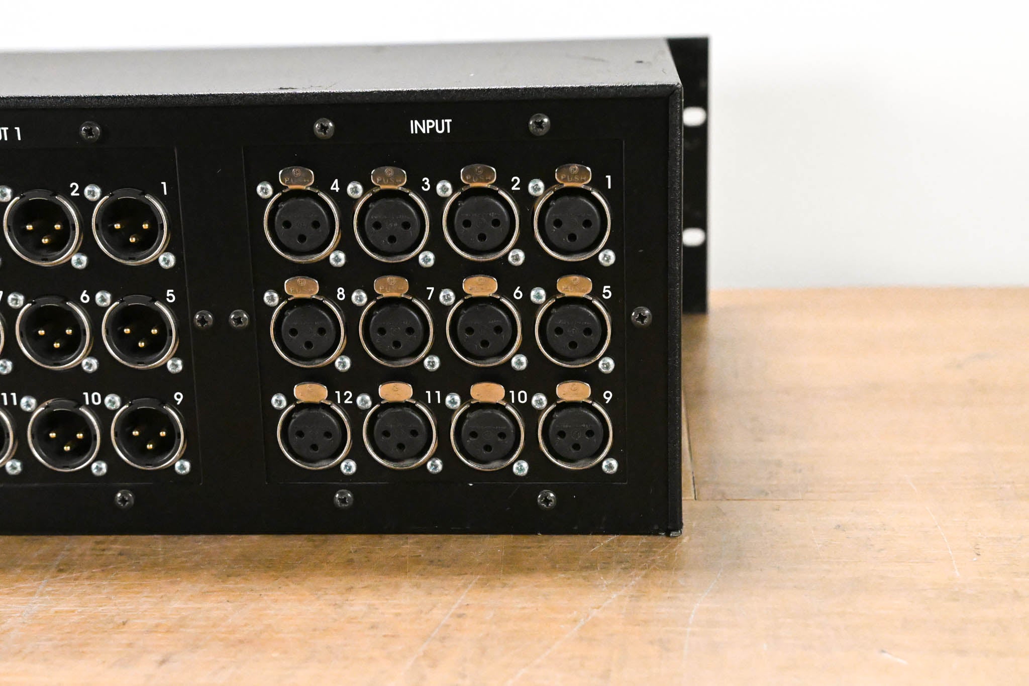 Klark Teknik DN1248+ Microphone Splitter