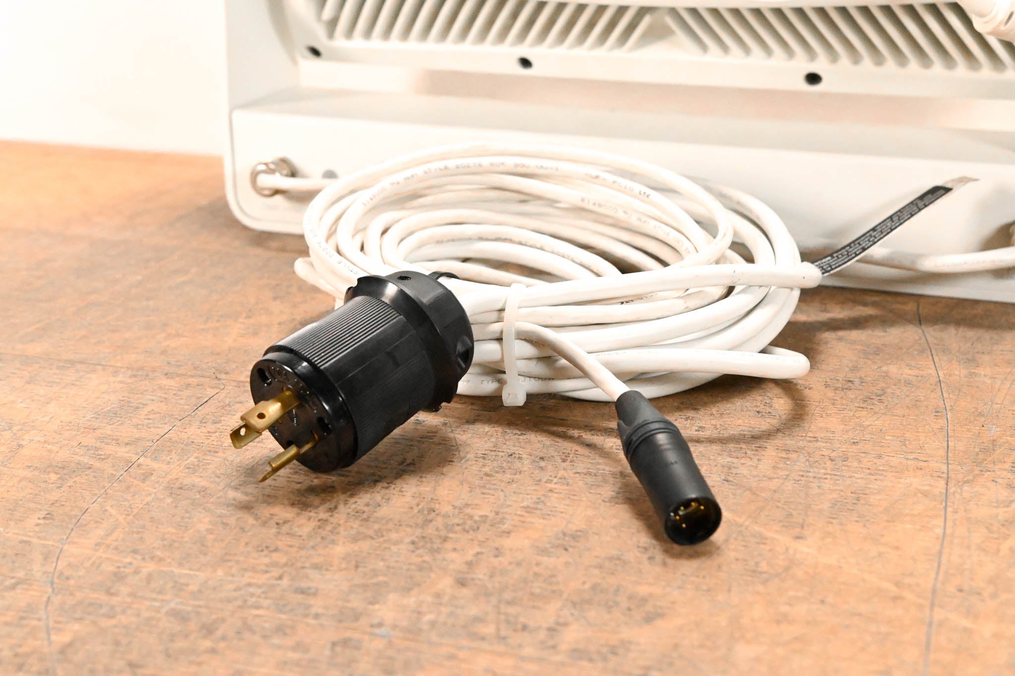SGM i·5 RGBW POI Outdoor LED Wash Light