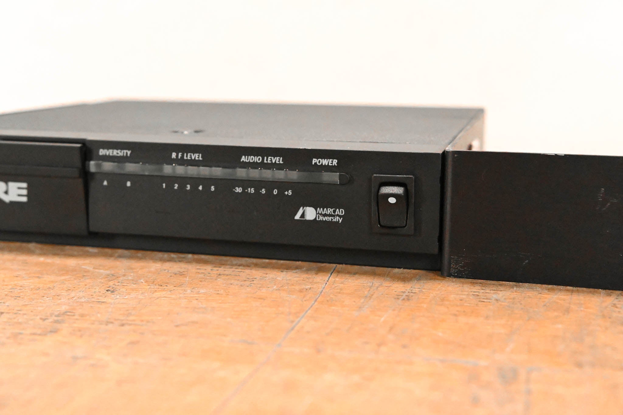 Shure SC4-CT Wireless Receiver - 206.000 MHz (NO POWER SUPPLY)