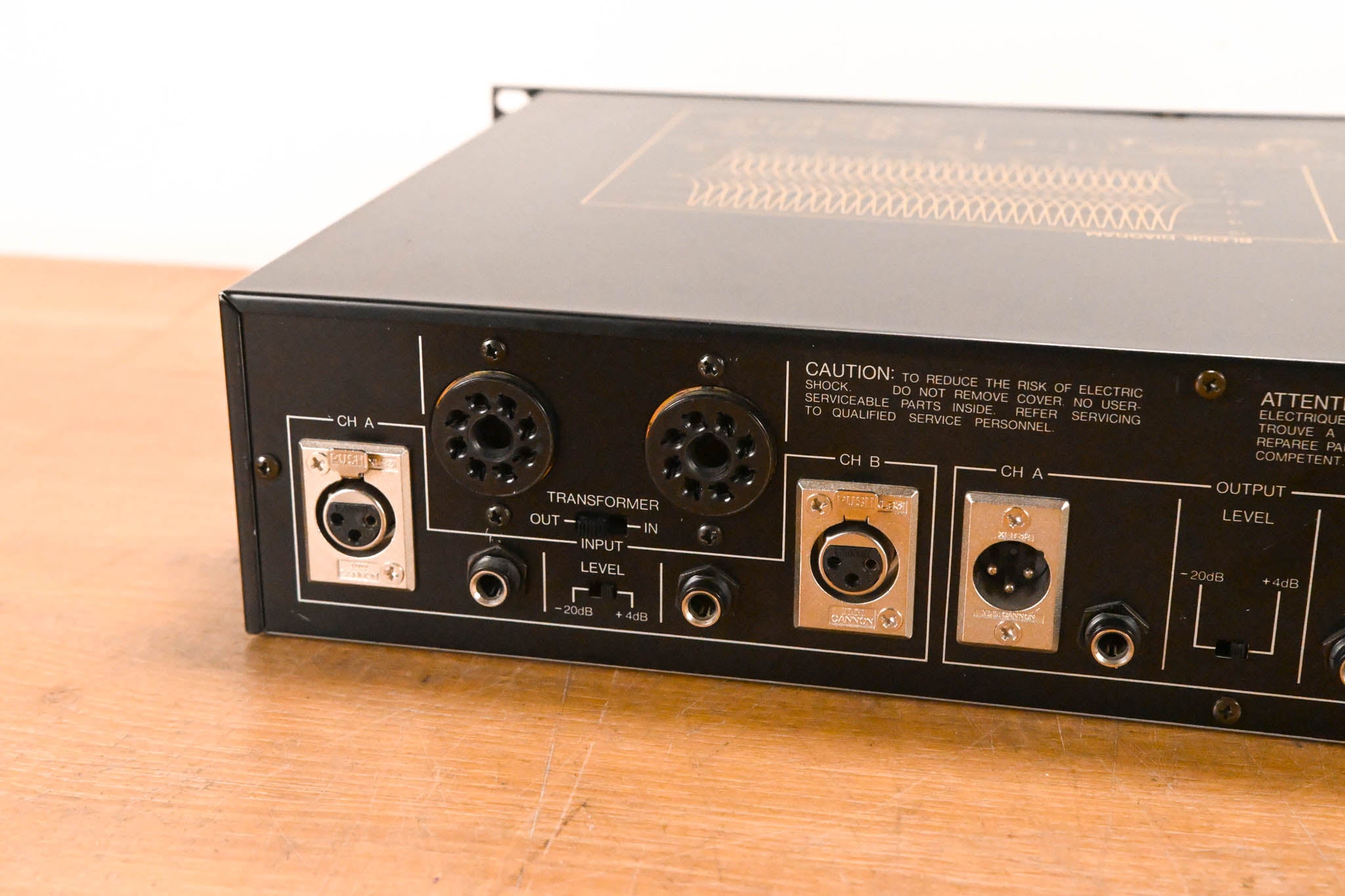 Yamaha Q2031A 2-Channel 31-Band Graphic Equalizer