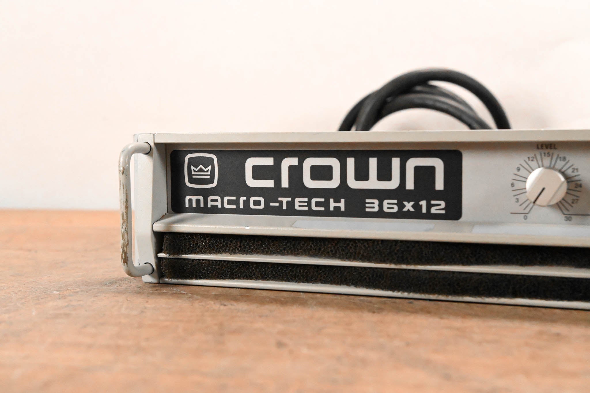 Crown Macro-Tech 36x12 2-Channel Power Amplifier