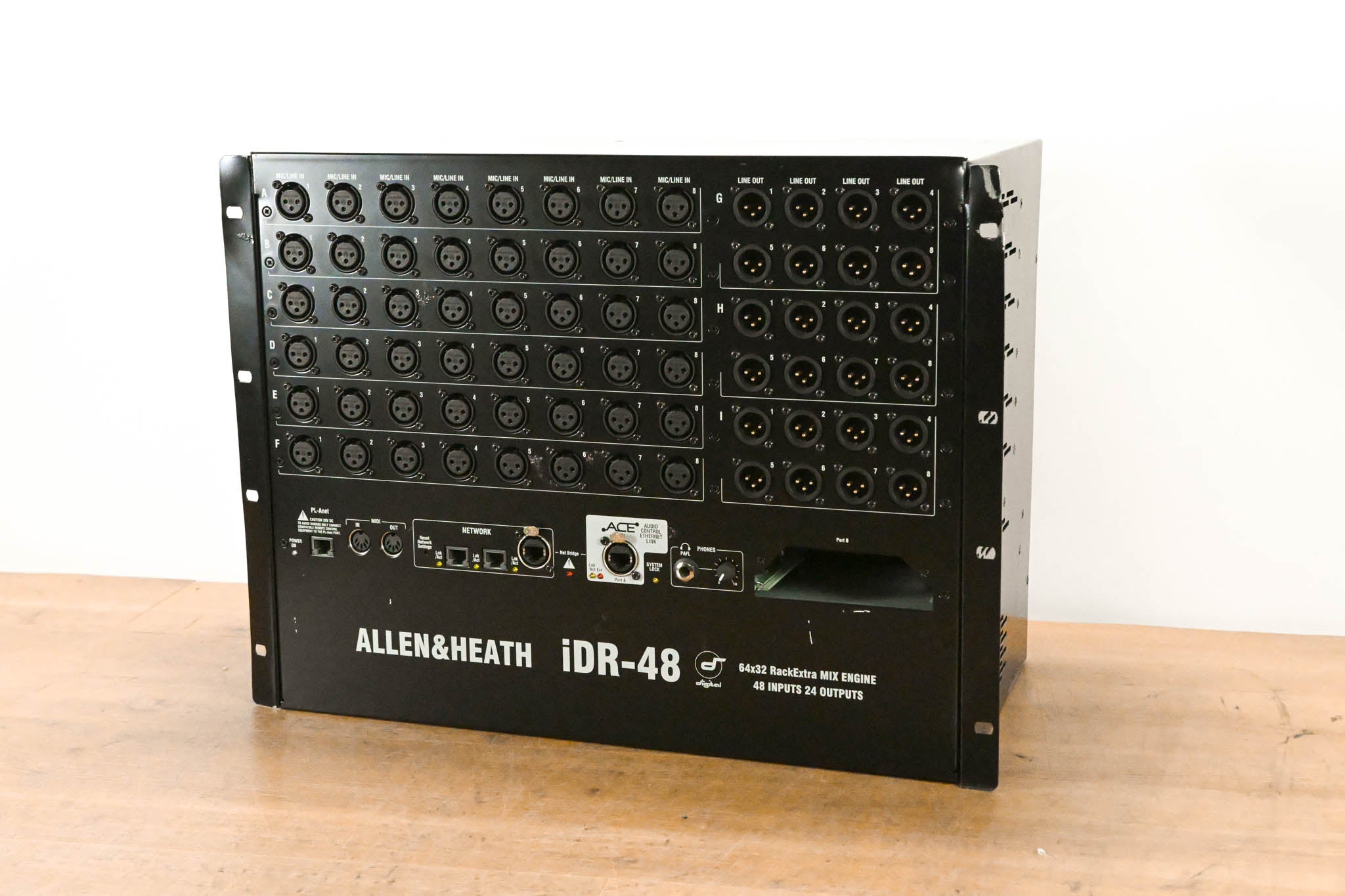 Allen & Heath iLive-T112 Mixing Surface with iDR-48 Fixed Format MixRack